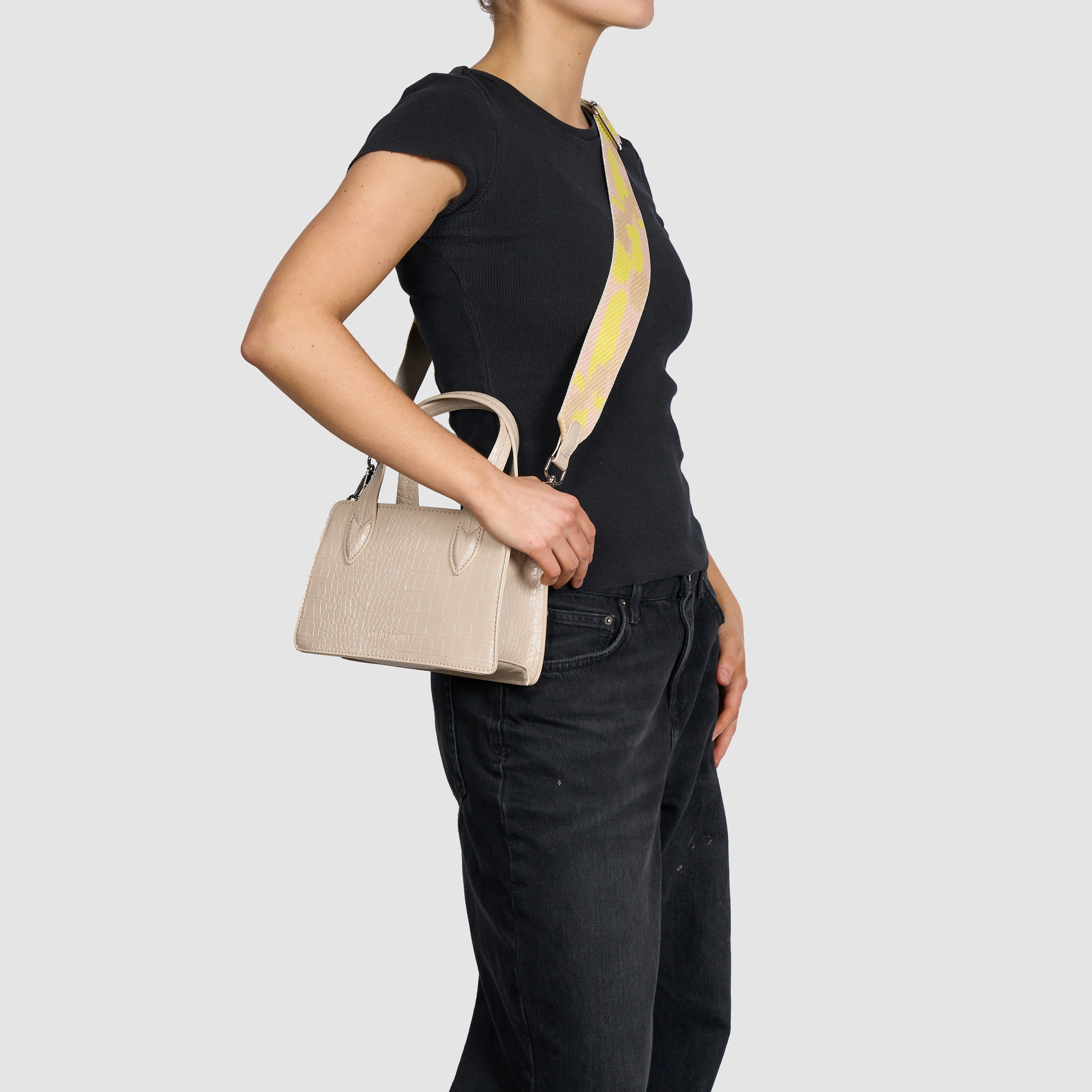 August Crossbody - Cream