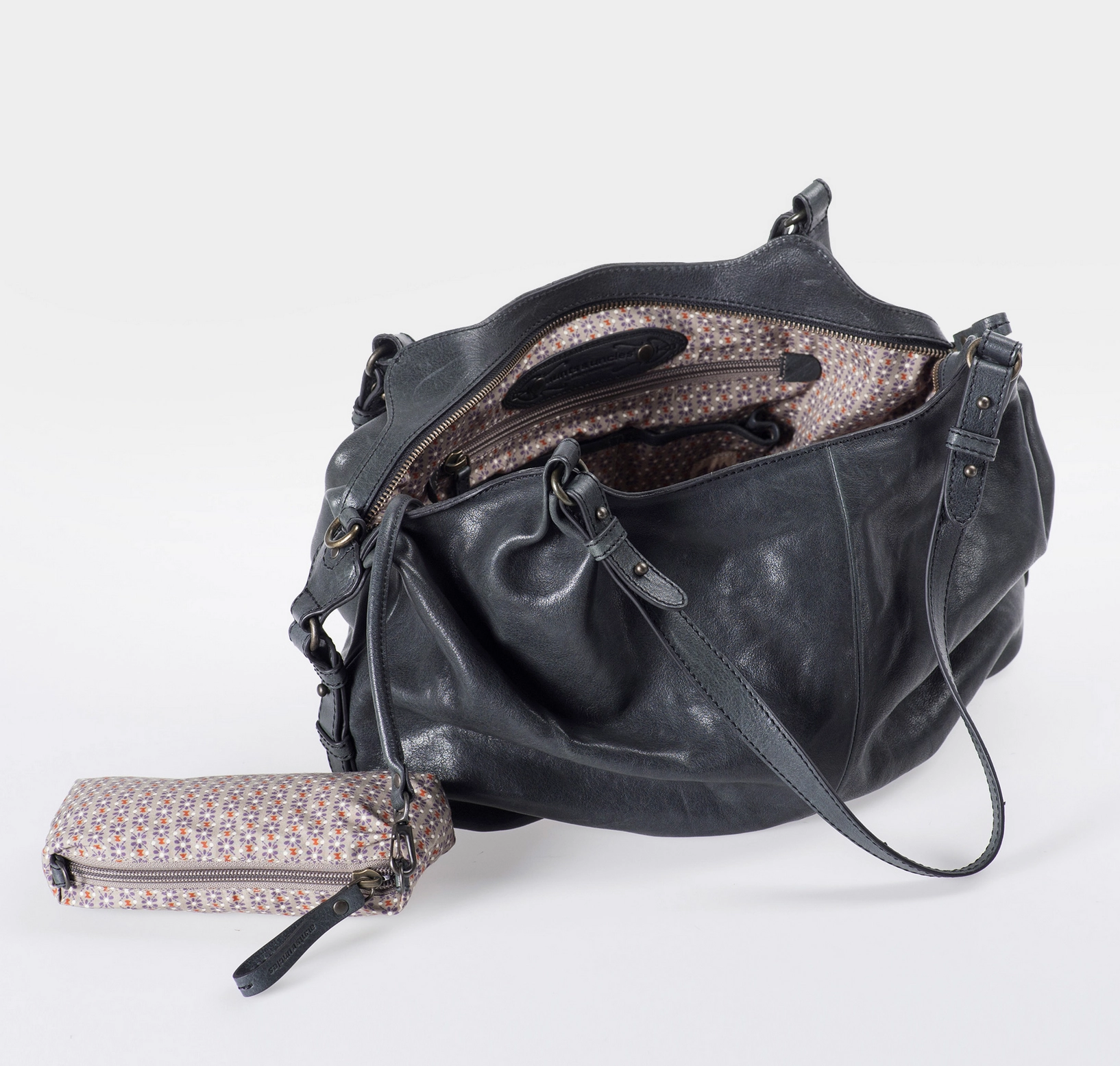Aunts & Uncles Coffee Klatsch Phoebe Shoulder Bag