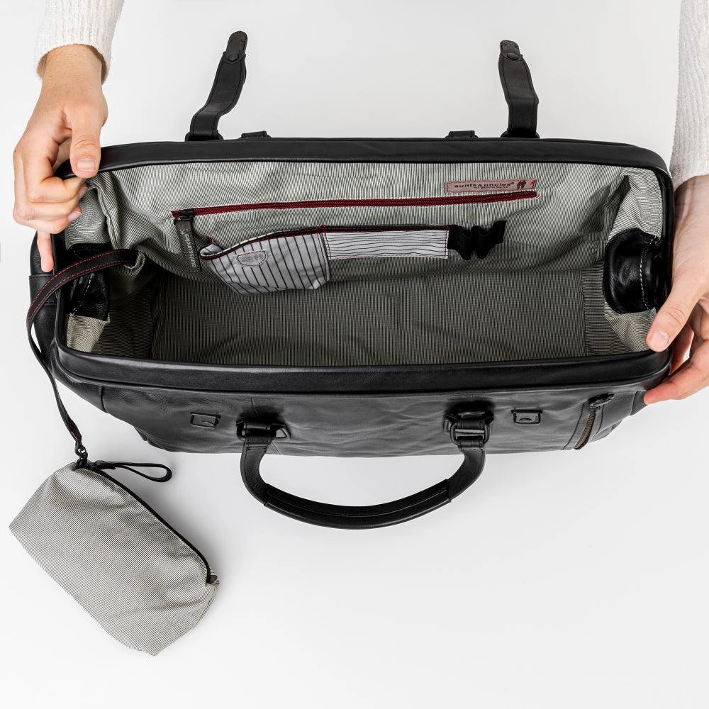 Aunts & Uncles Grandmas Luxury Club Currant Bread Tote