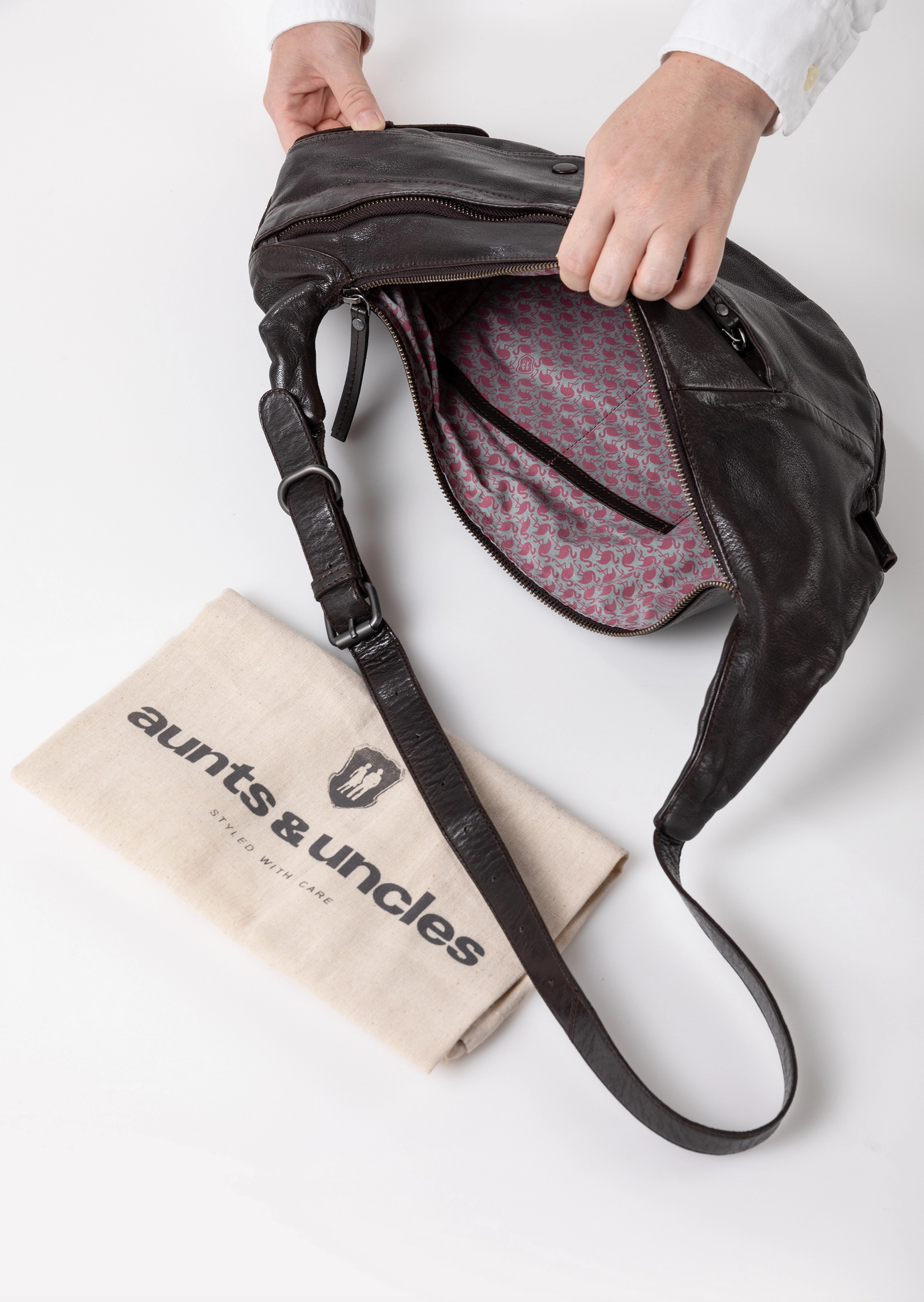Aunts & Uncles Guerilla Gardeners Rylee Shoulder Bag