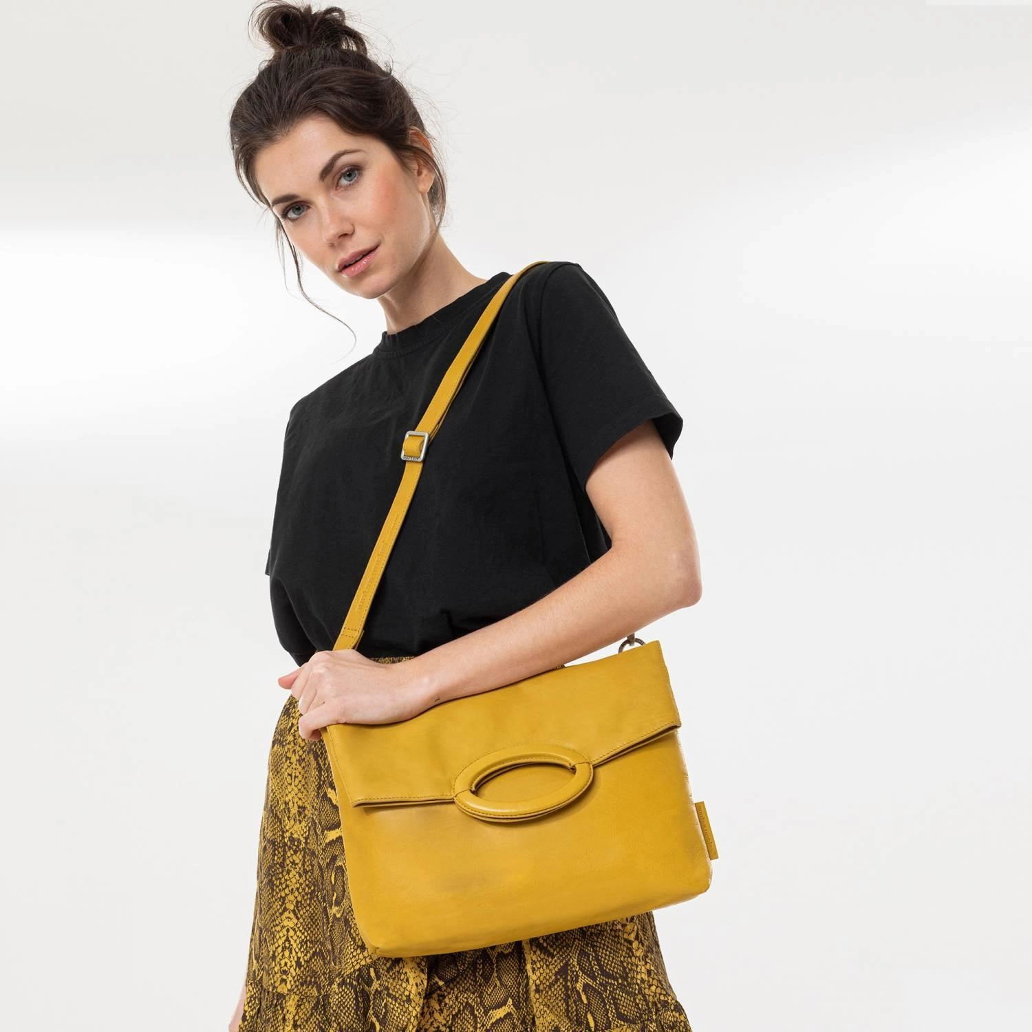 Aunts & Uncles Jamies Orchard Mangosteen Folded Handbag