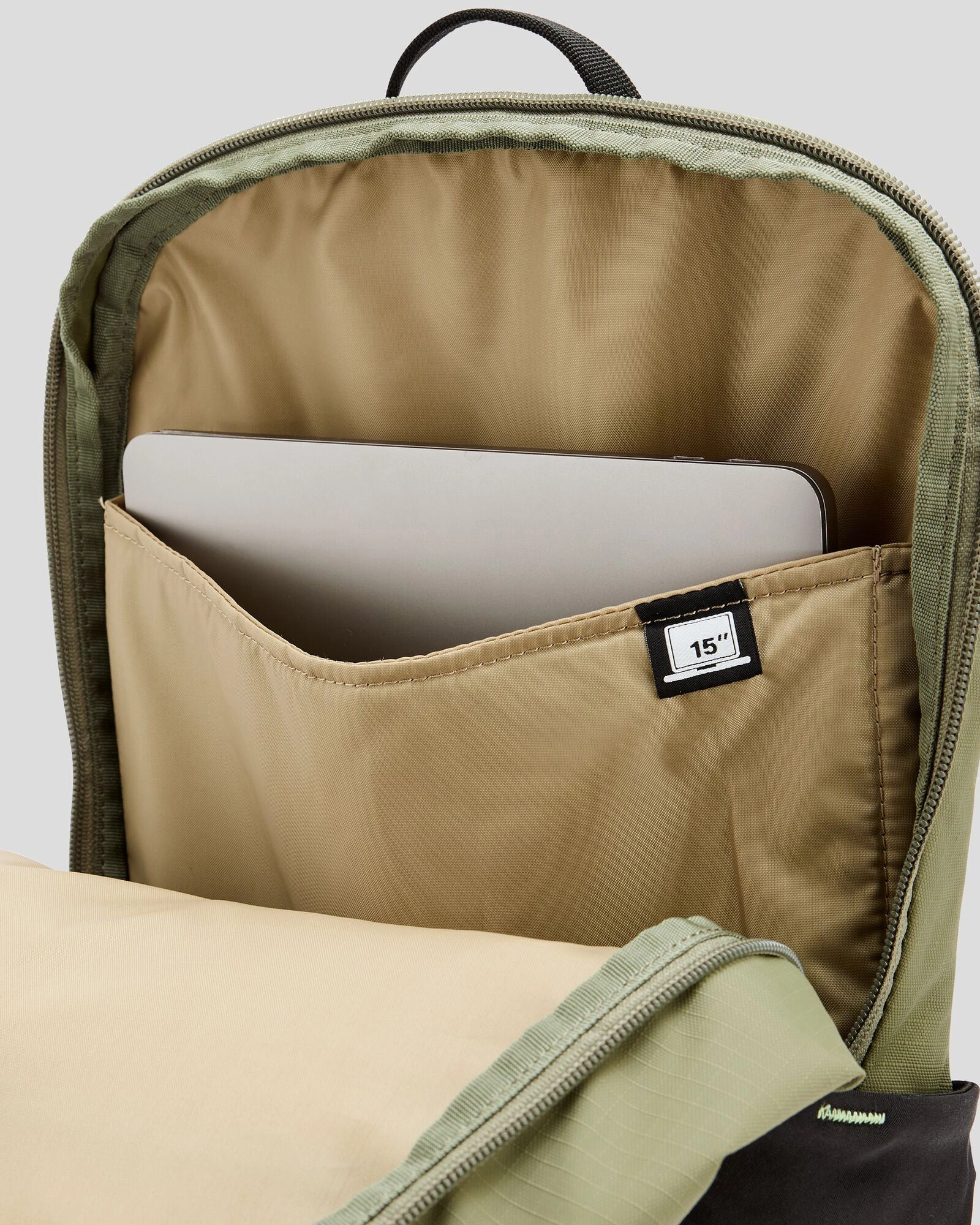 Axon Escape Backpack - 22L - Beech