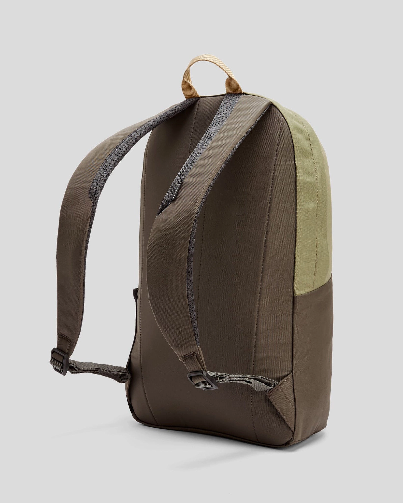 Axon Everyday Backpack - 18L - Beech/Dark Moss