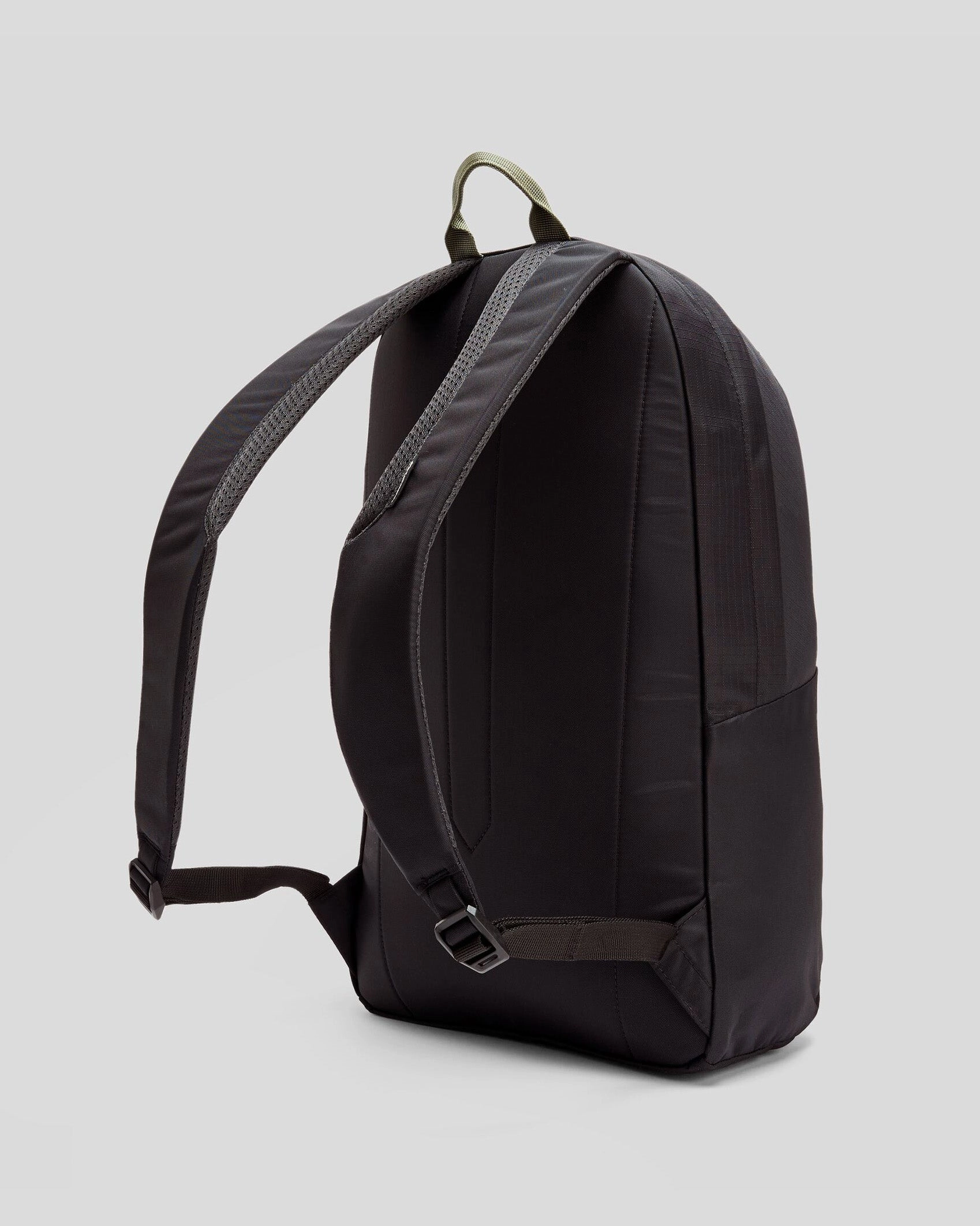 Axon Everyday Backpack - 18L - Black Stingray