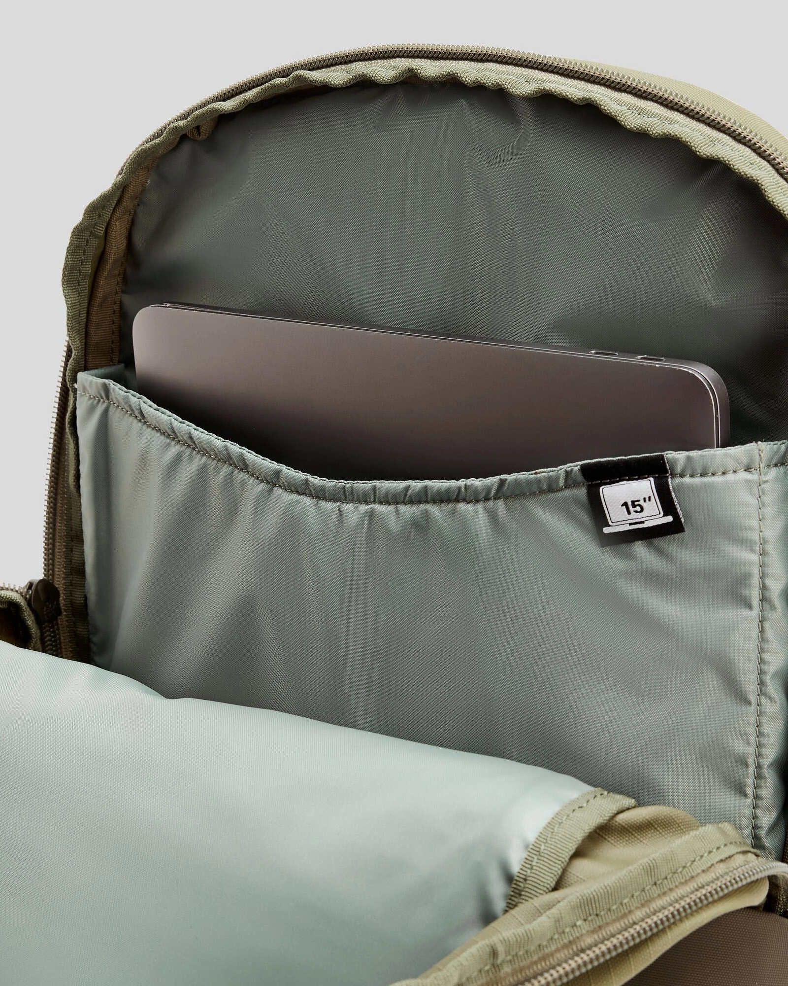 Axon Everyday Backpack - 20L - Beech