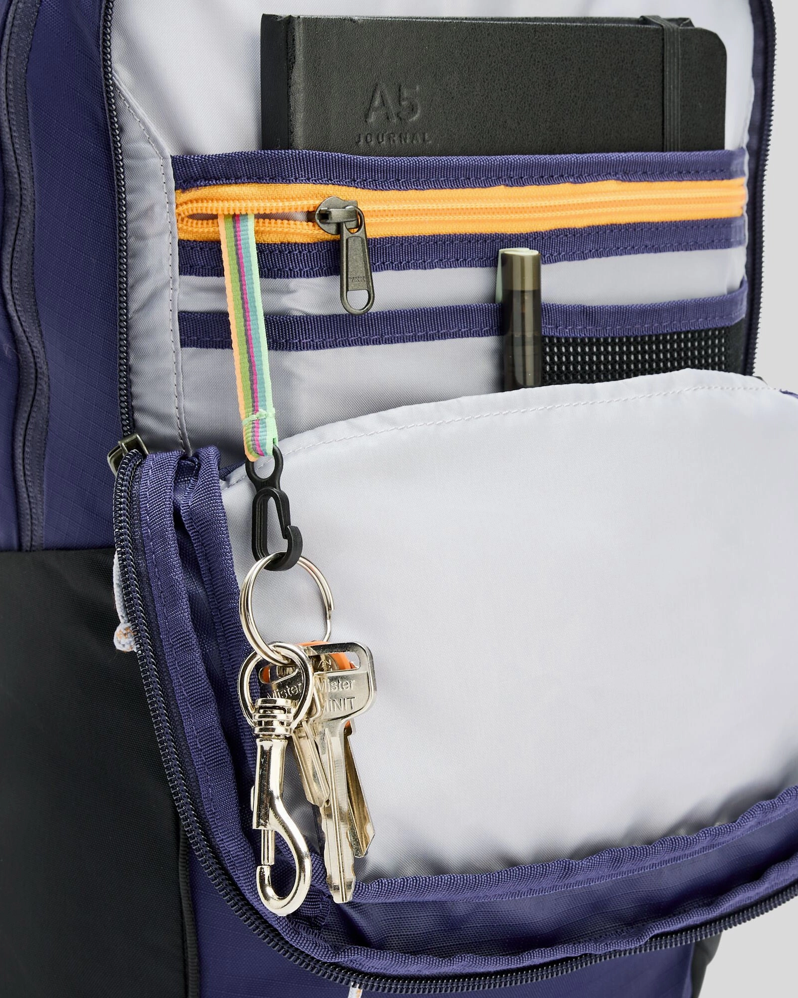 Axon Everyday Backpack - 25L - Dark Horizon