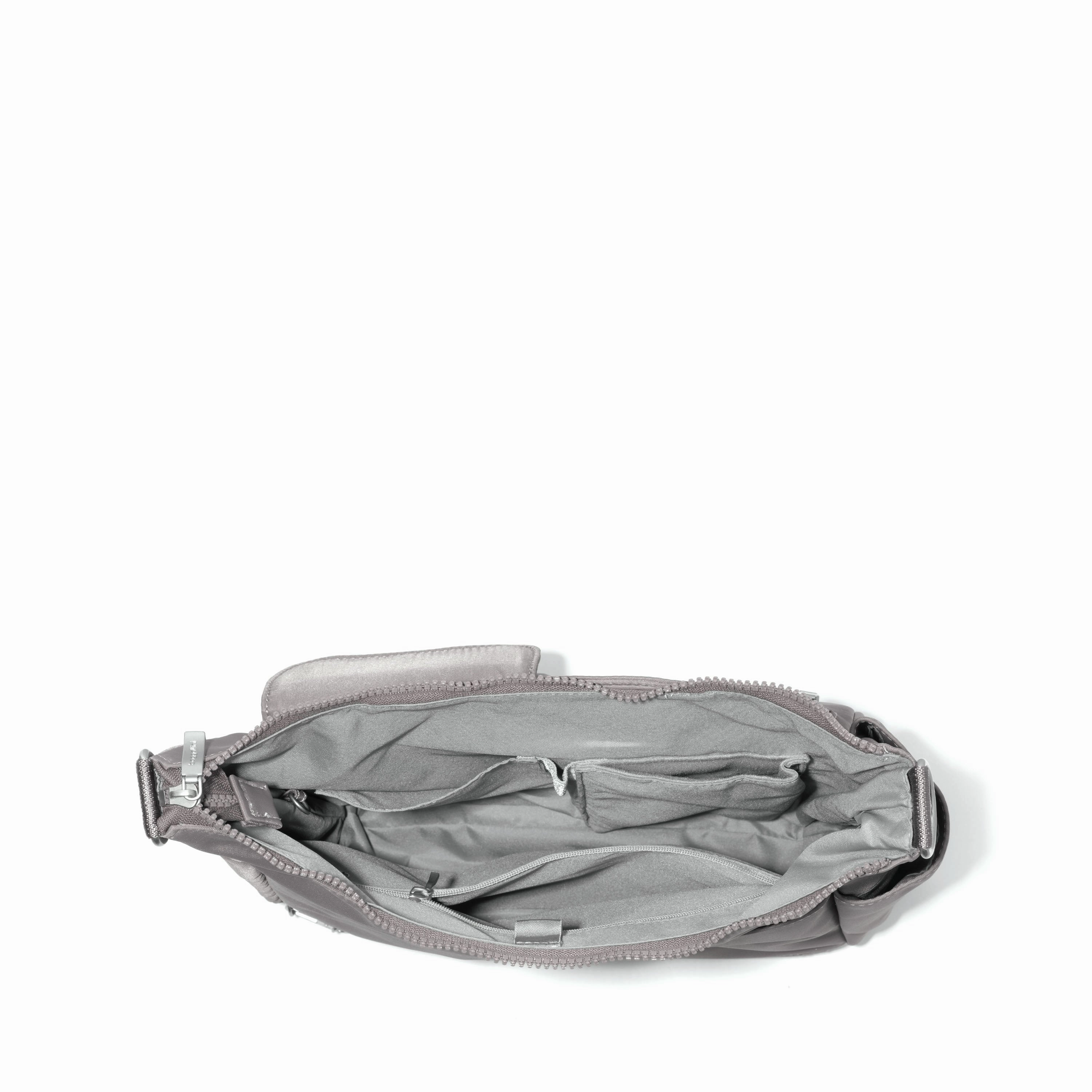 Baggallini Modern Everywhere Bag