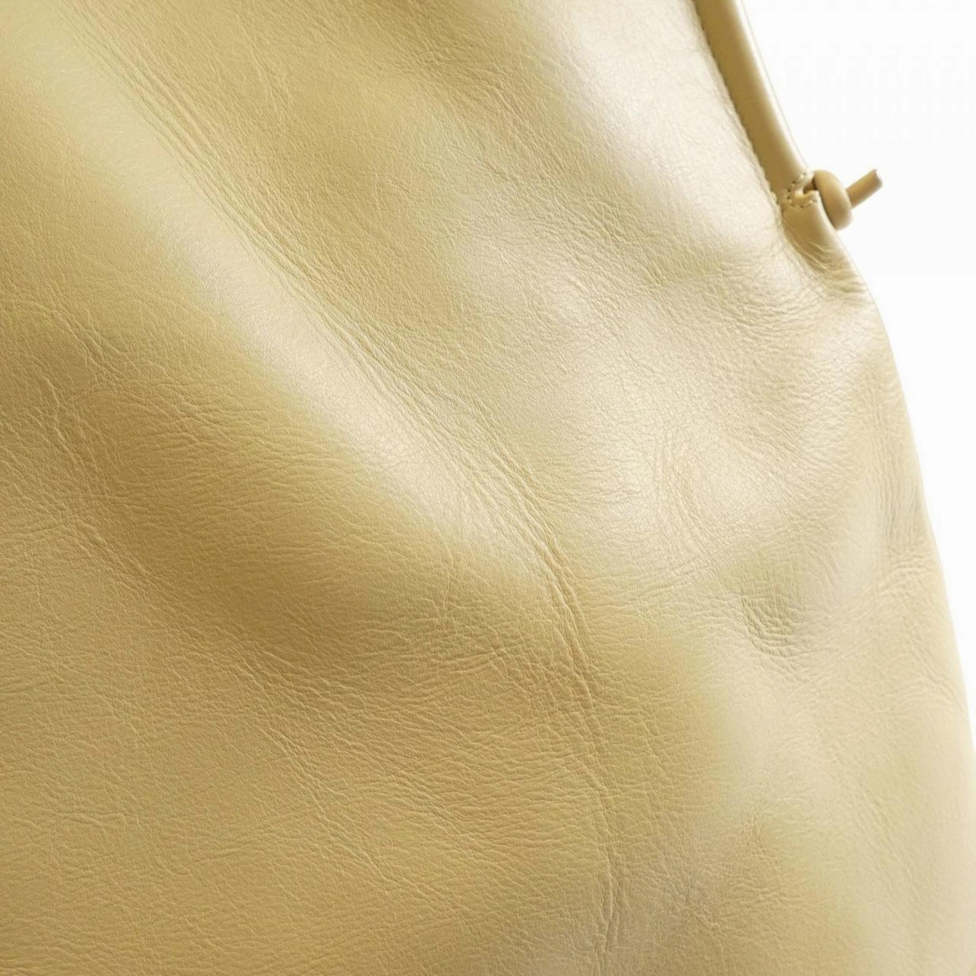 Bottega Veneta Leather Shoulder Bag (Pre-Owned)