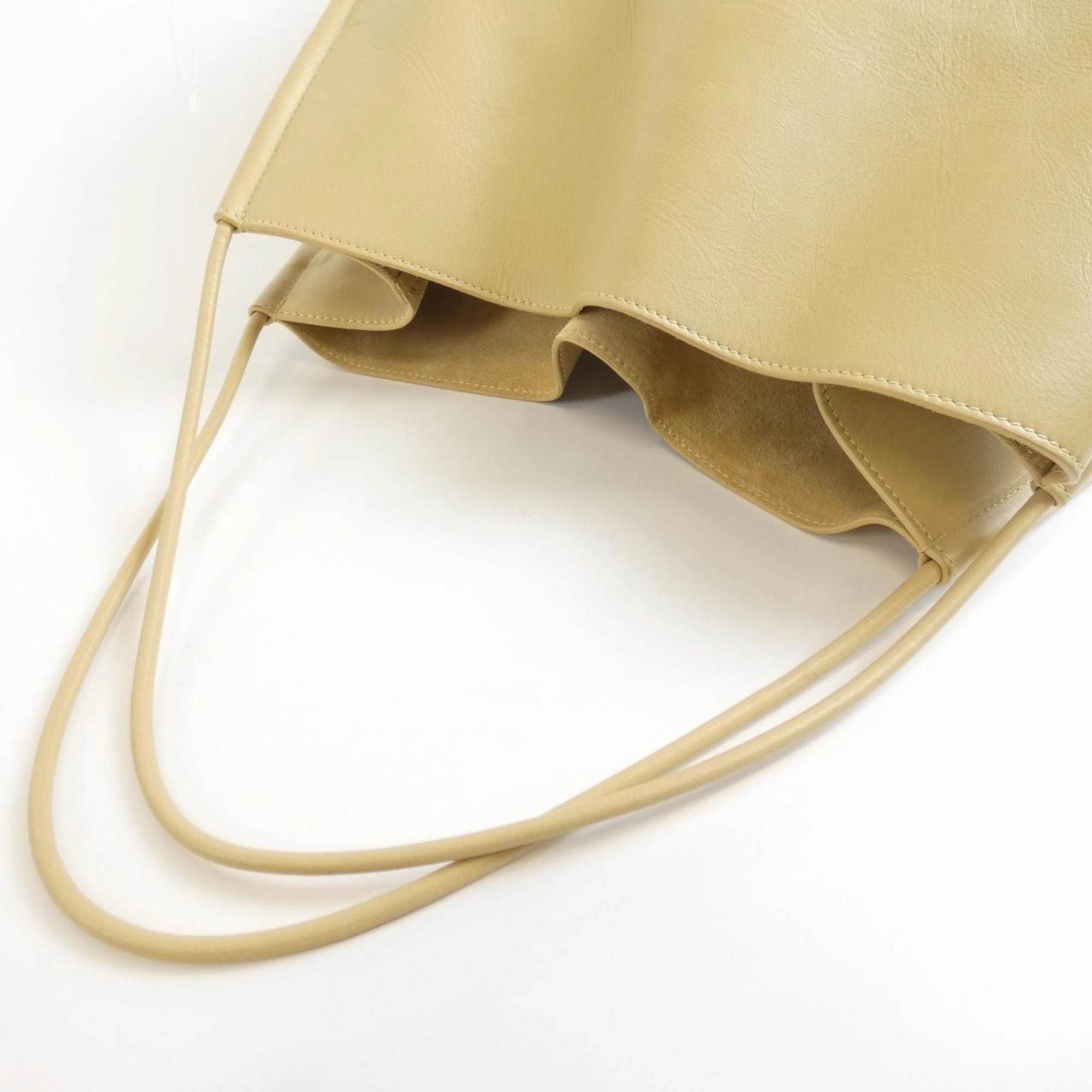 Bottega Veneta Leather Shoulder Bag (Pre-Owned)