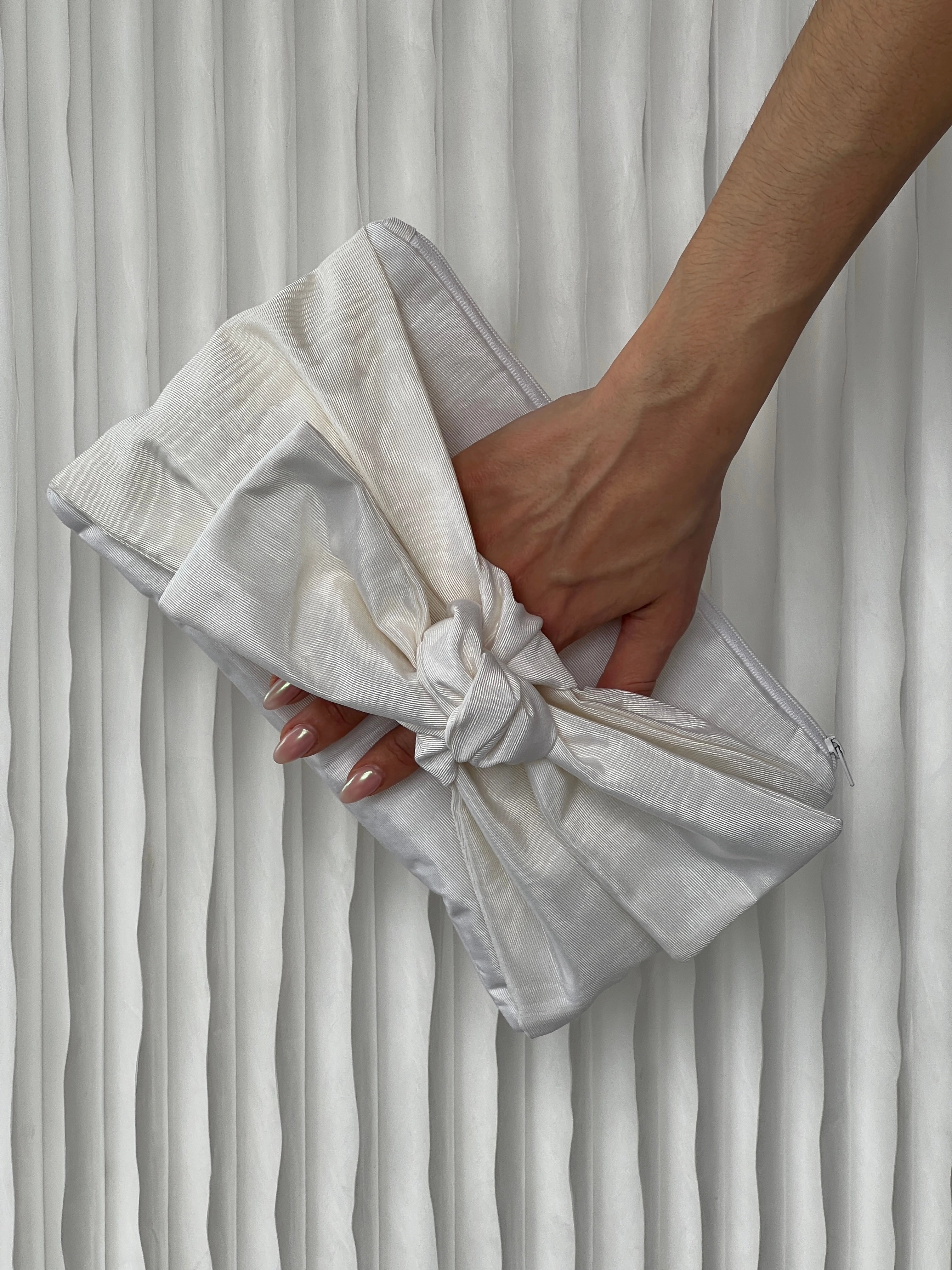 Bow Clutch