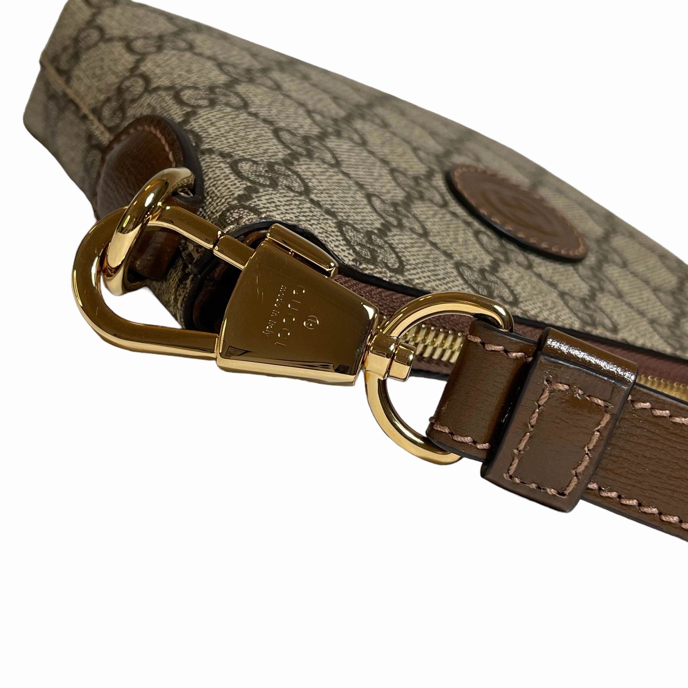 Brandnew Gucci Interlocking GG Supreme 2 in 1 Crossbody / Clutch