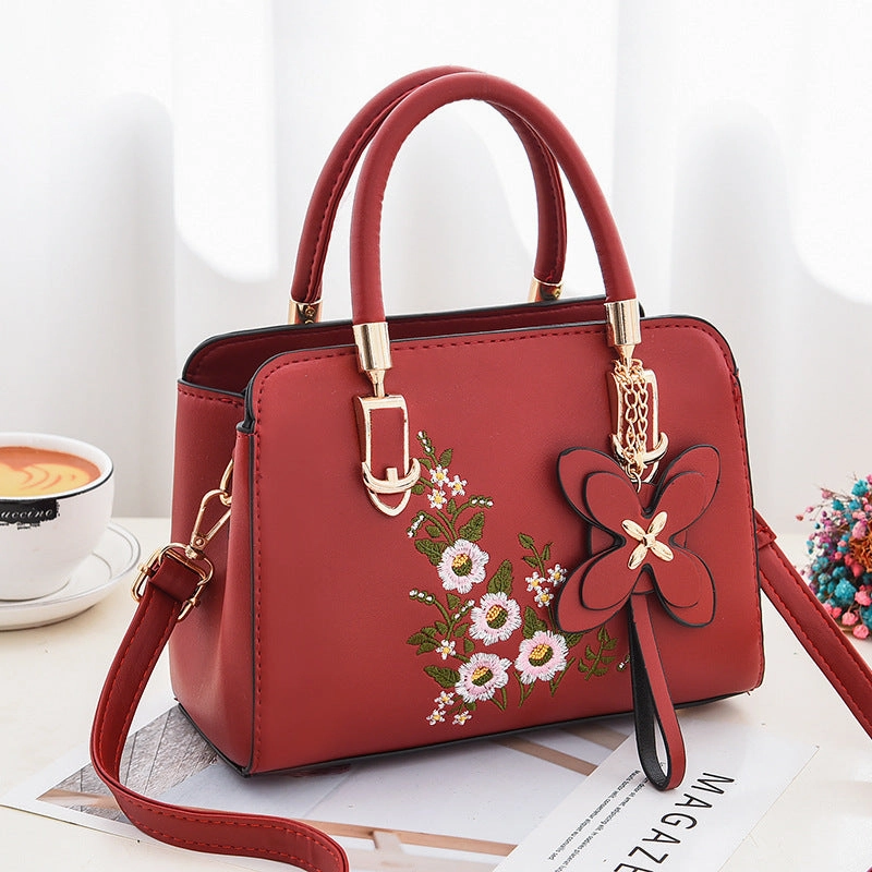 Casual Versatile One Shoulder Diagonal Embroidered Women's Bag