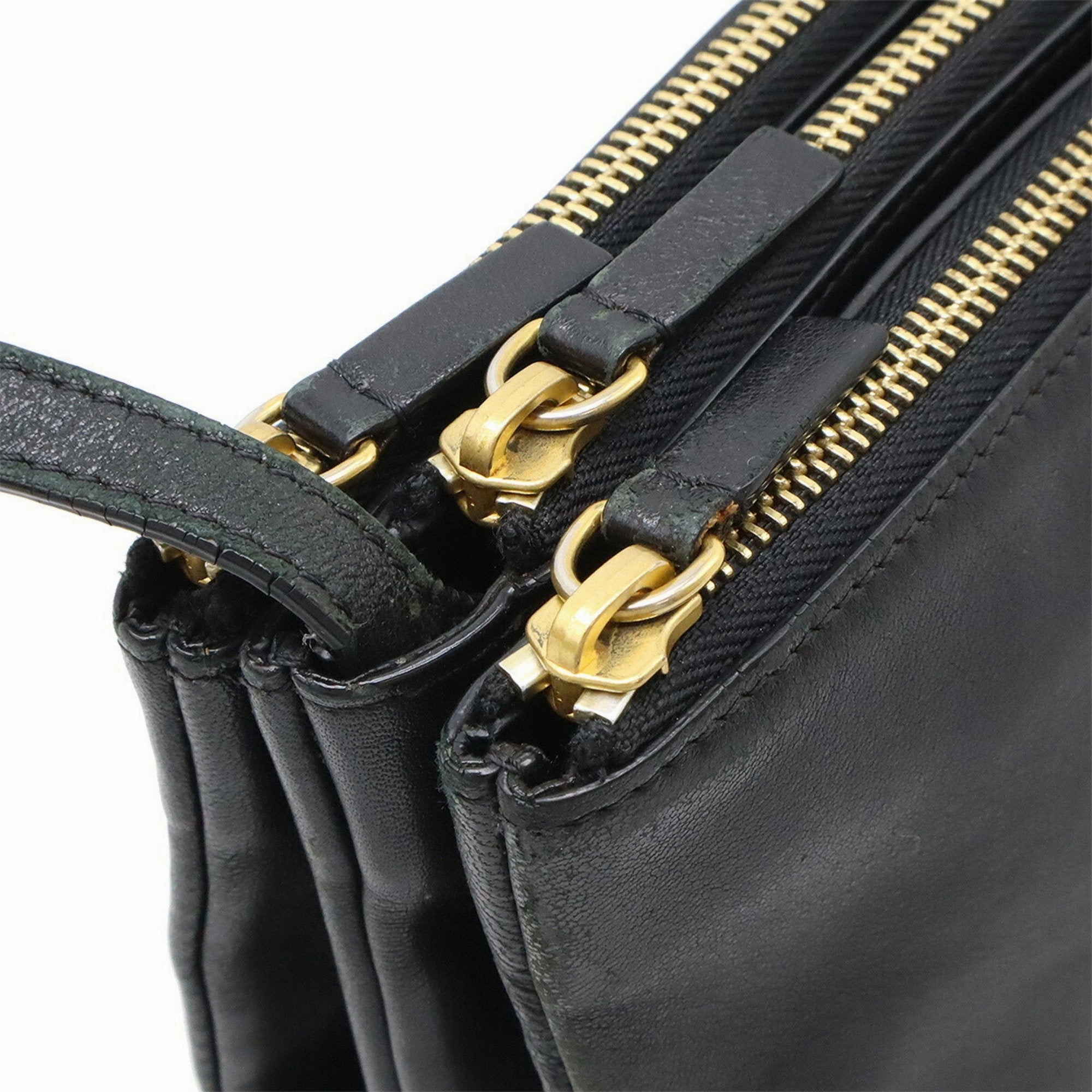 Celine Leather Pochette Shoulder Bag (Pre-Owned)
