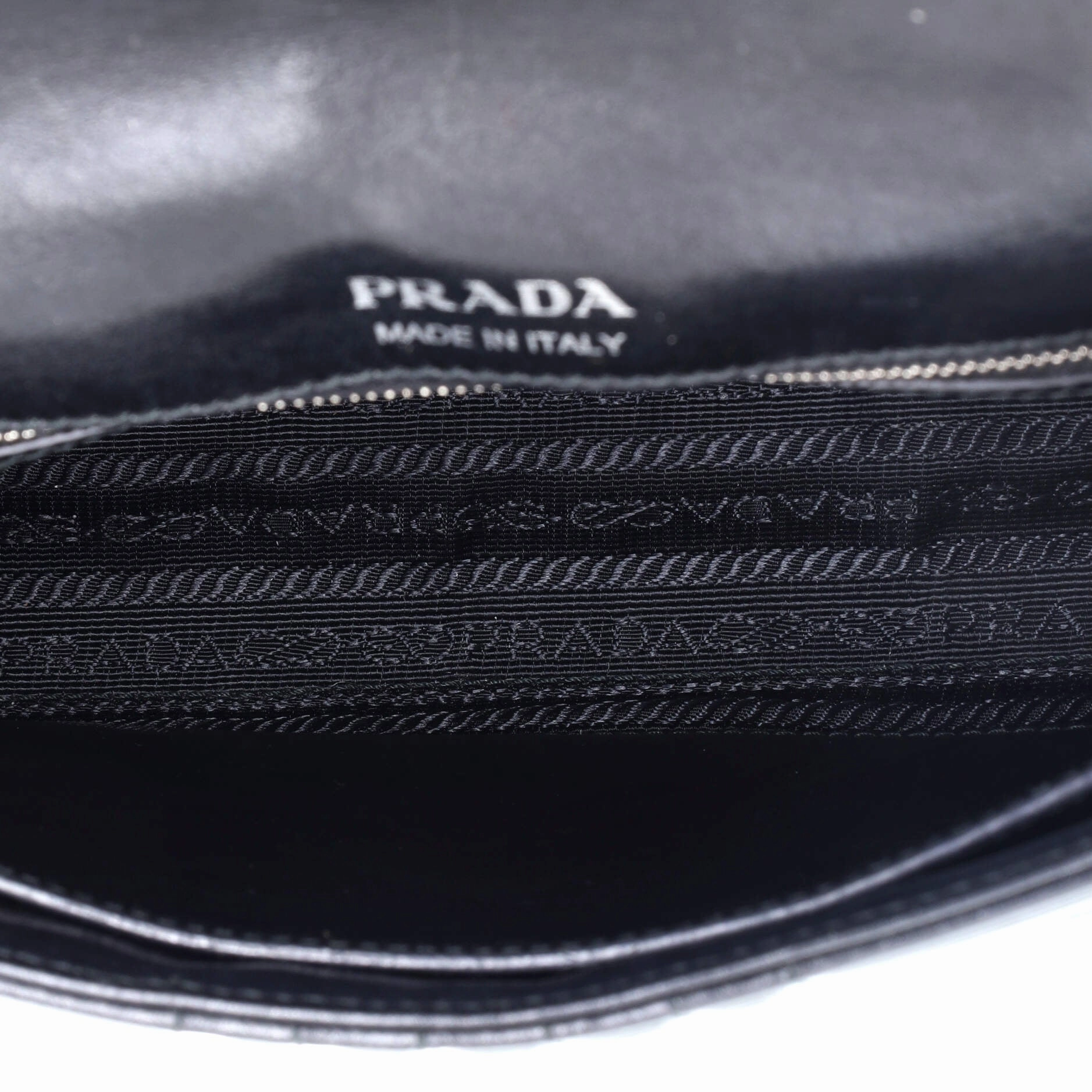 Chain Flap Shoulder Bag Diagramme Quilted Leather Large