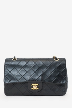 Chanel 1991-94 Black Lambskin Medium Double Flap Shoulder Bag Chanel 1991-94 Black Lambskin Medium Double Flap Shoulder Bag