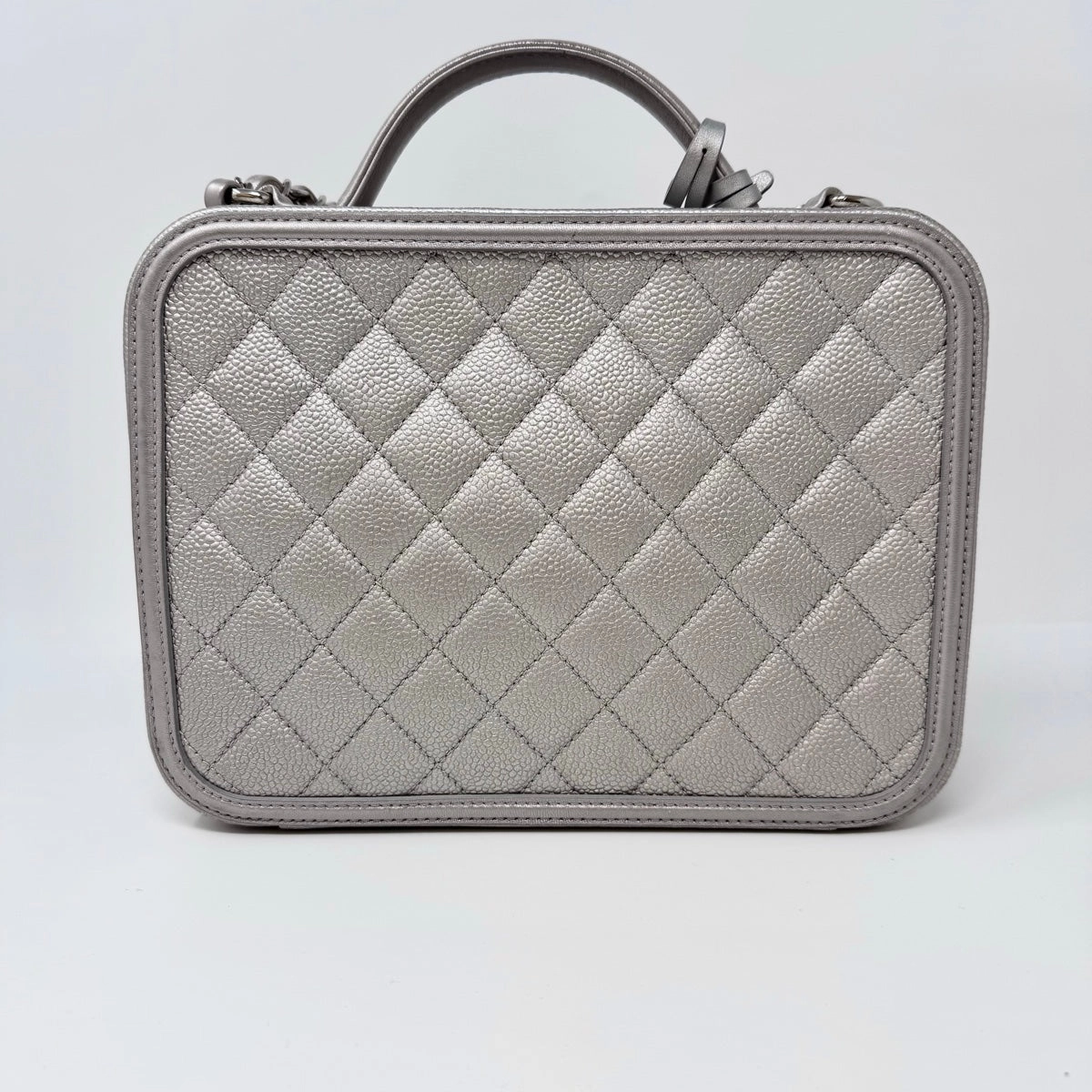 Chanel 2016-2017 Medium Filigree Vanity Case
