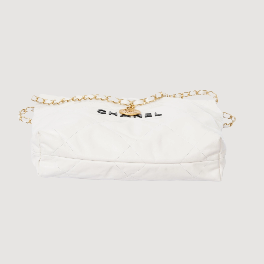 Chanel 22 Shoulder bag Black Logo
