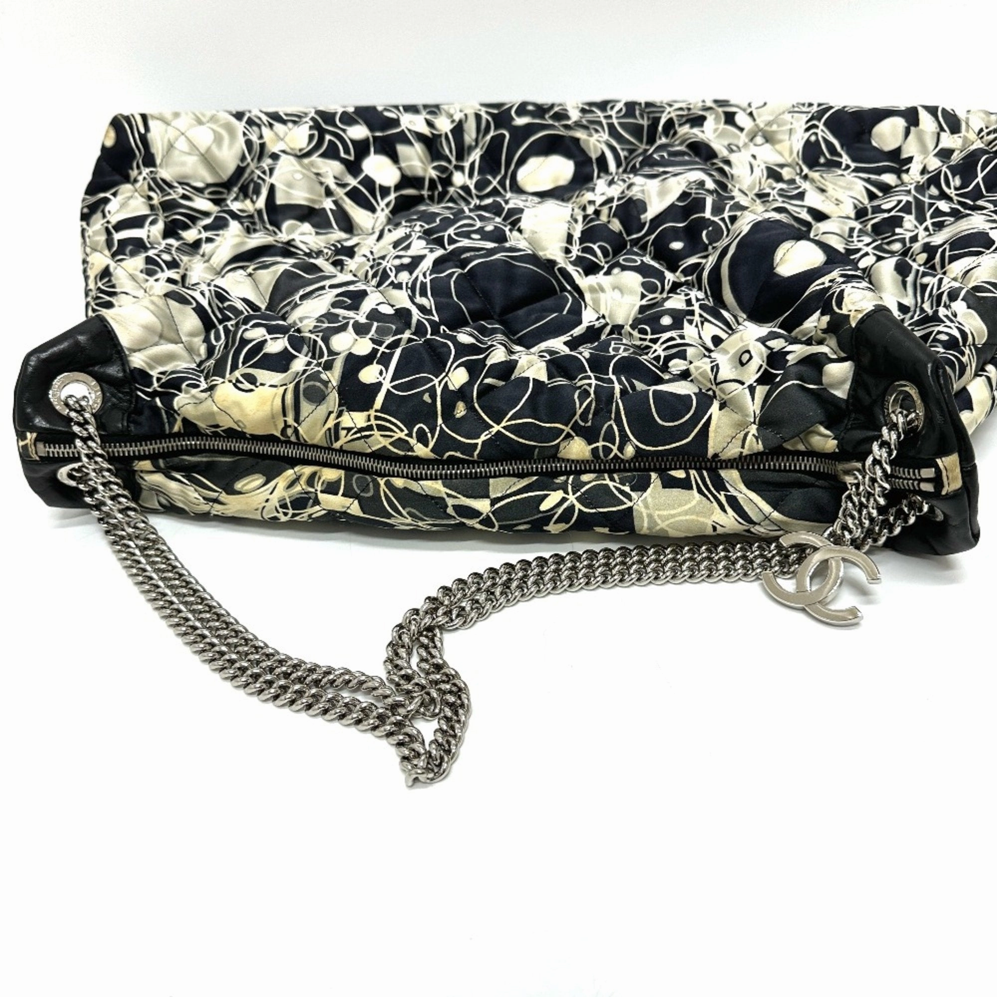 Chanel Cabas Synthetic Shoulder Bag (Pre-Owned)