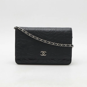 Chanel Camellia Leather Pochette Shoulder Bag (Pre-Owned)