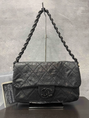 Chanel Caviar Flap Shoulder Bag Black Leather RE651342000
