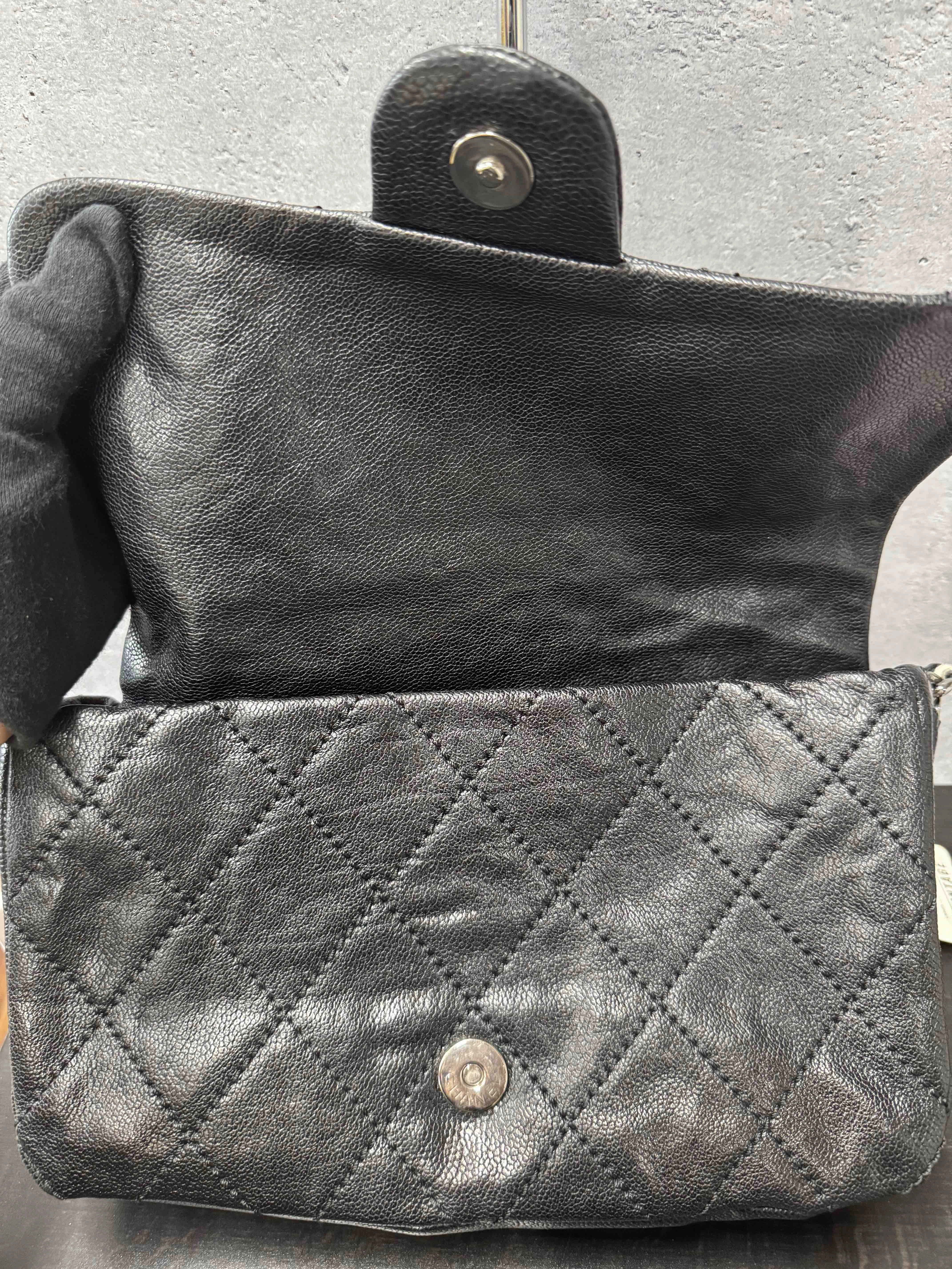 Chanel Caviar Flap Shoulder Bag Black Leather RE651342000