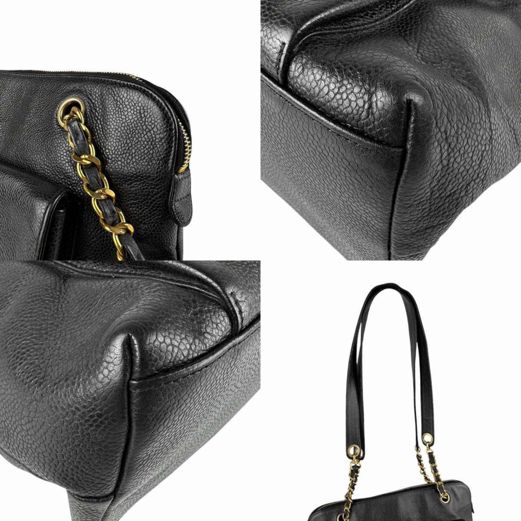 Chanel Caviar Leather Shoulder Bag (Pre-Owned)