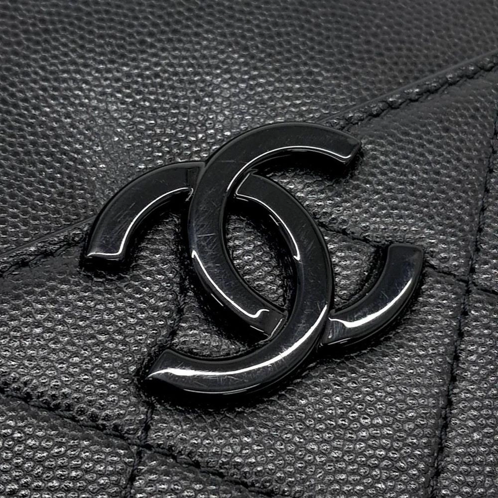 Chanel Caviar Shoulder Bag (7924025)