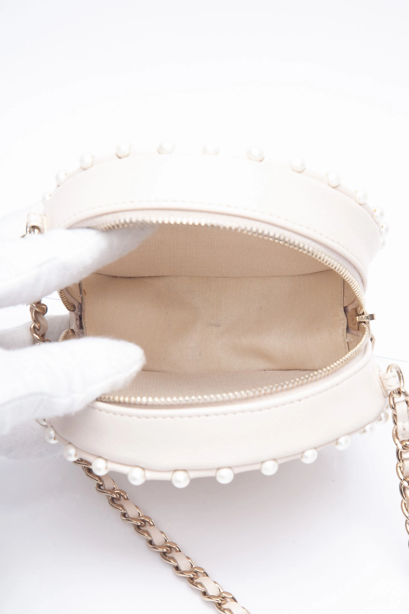 CHANEL Cream Calfskin Quilted Pearl Round Crossbody Bag