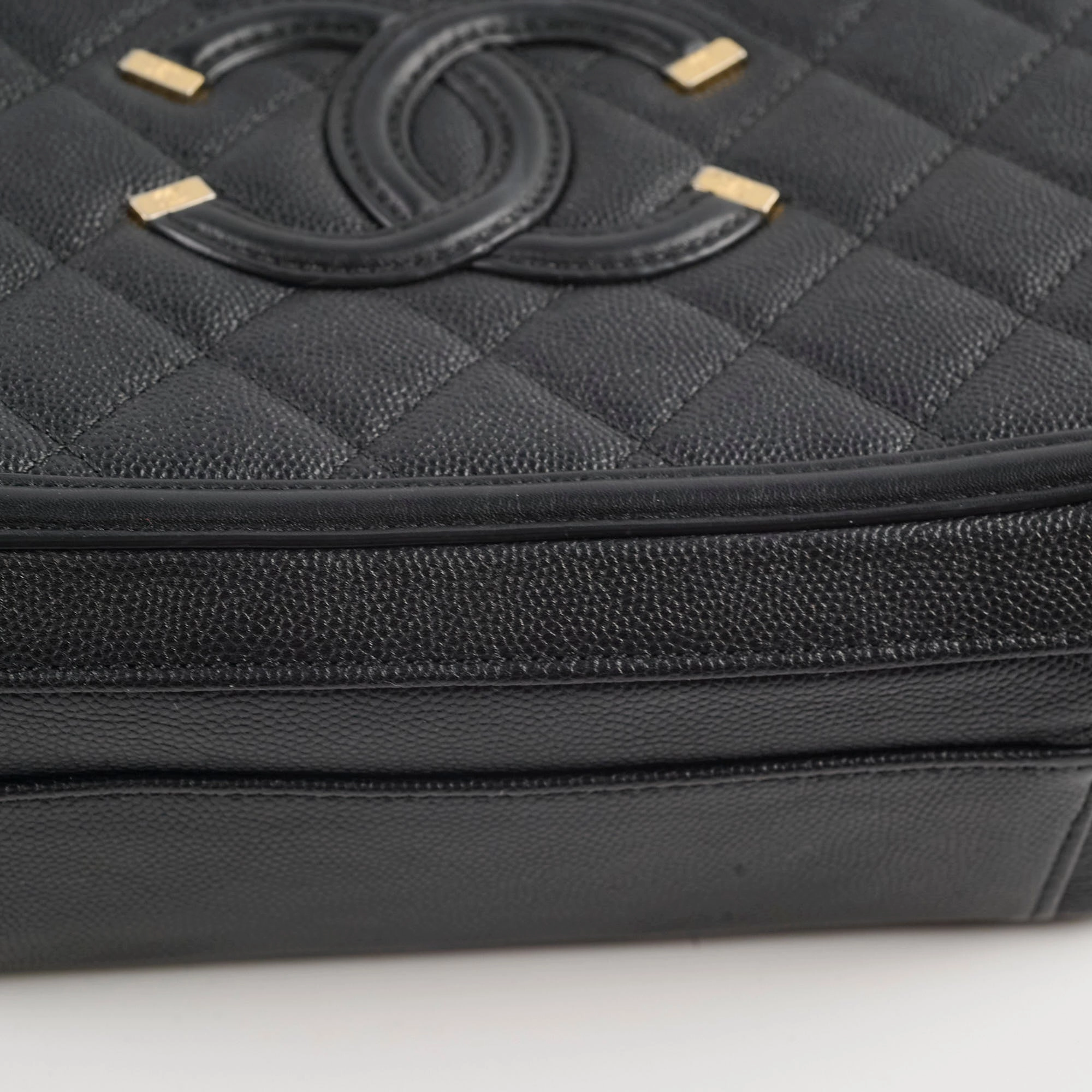 Chanel Filigree Vanity Medium Black Caviar (25 Series)