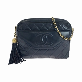 Chanel Leather Pochette Shoulder Bag (Pre-Owned)
