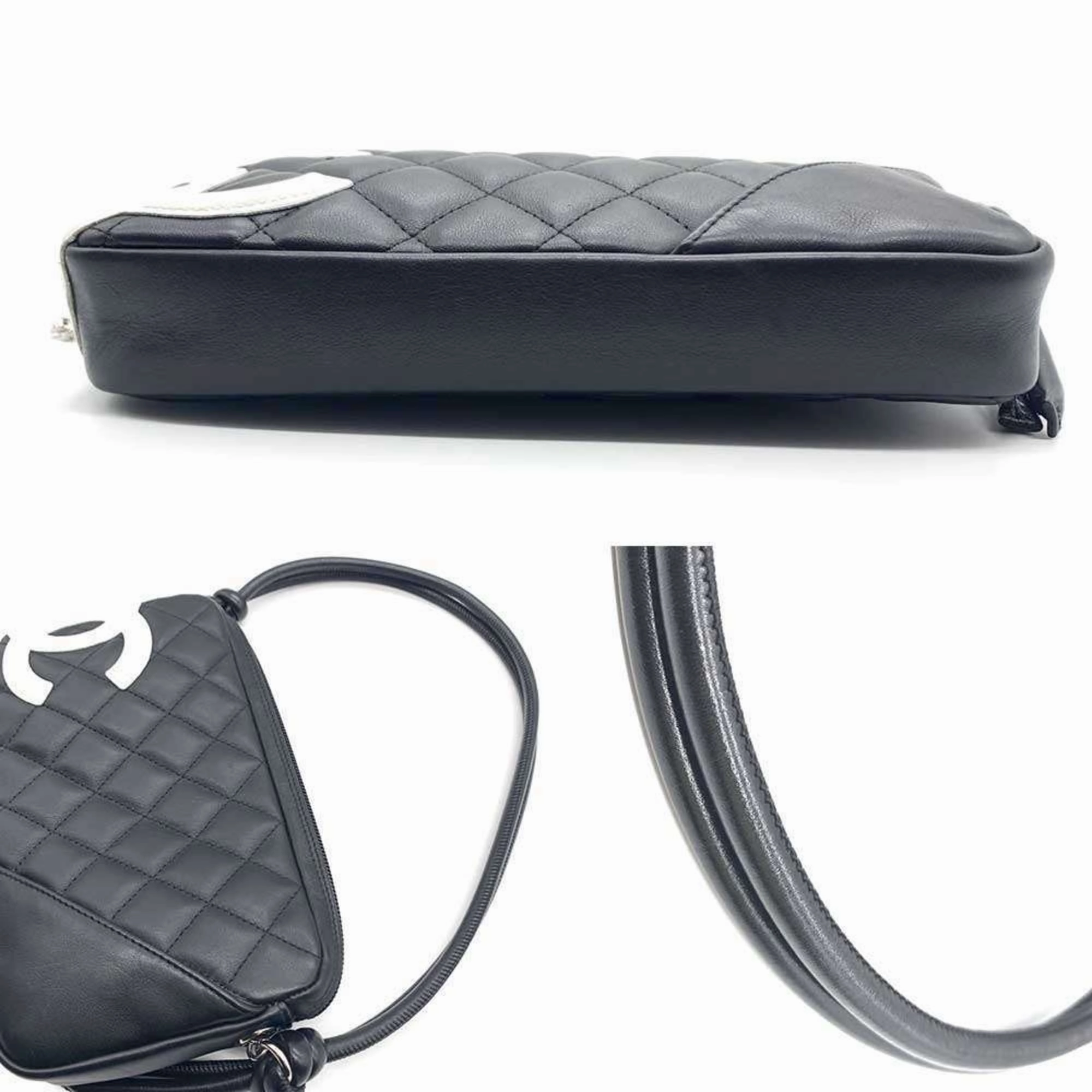 Chanel  Leather Shoulder Bag (Pre-Owned)