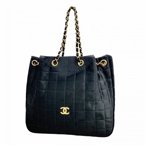Chanel Leather Shoulder Bag (Pre-Owned)