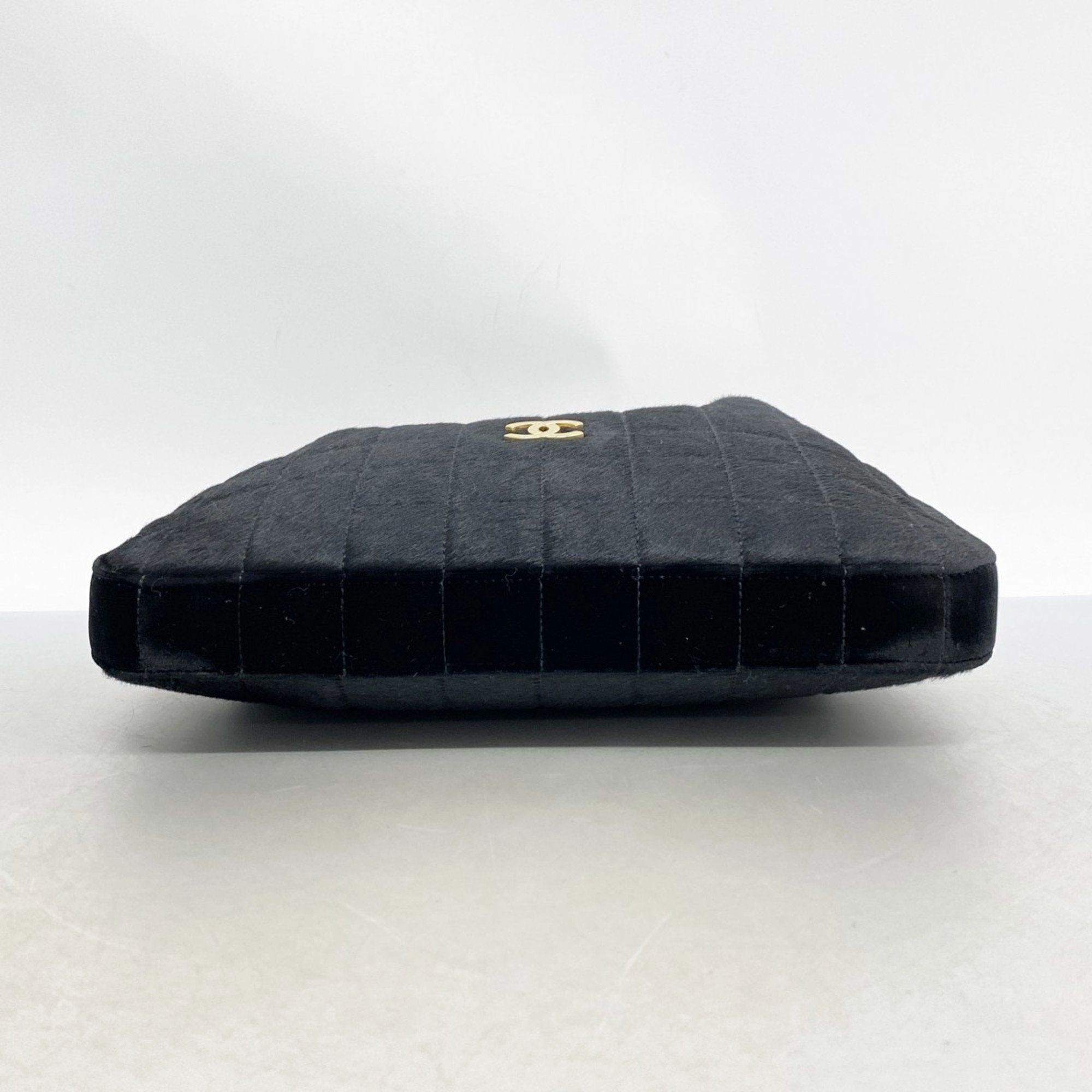 Chanel Leather Shoulder Bag (Pre-Owned)