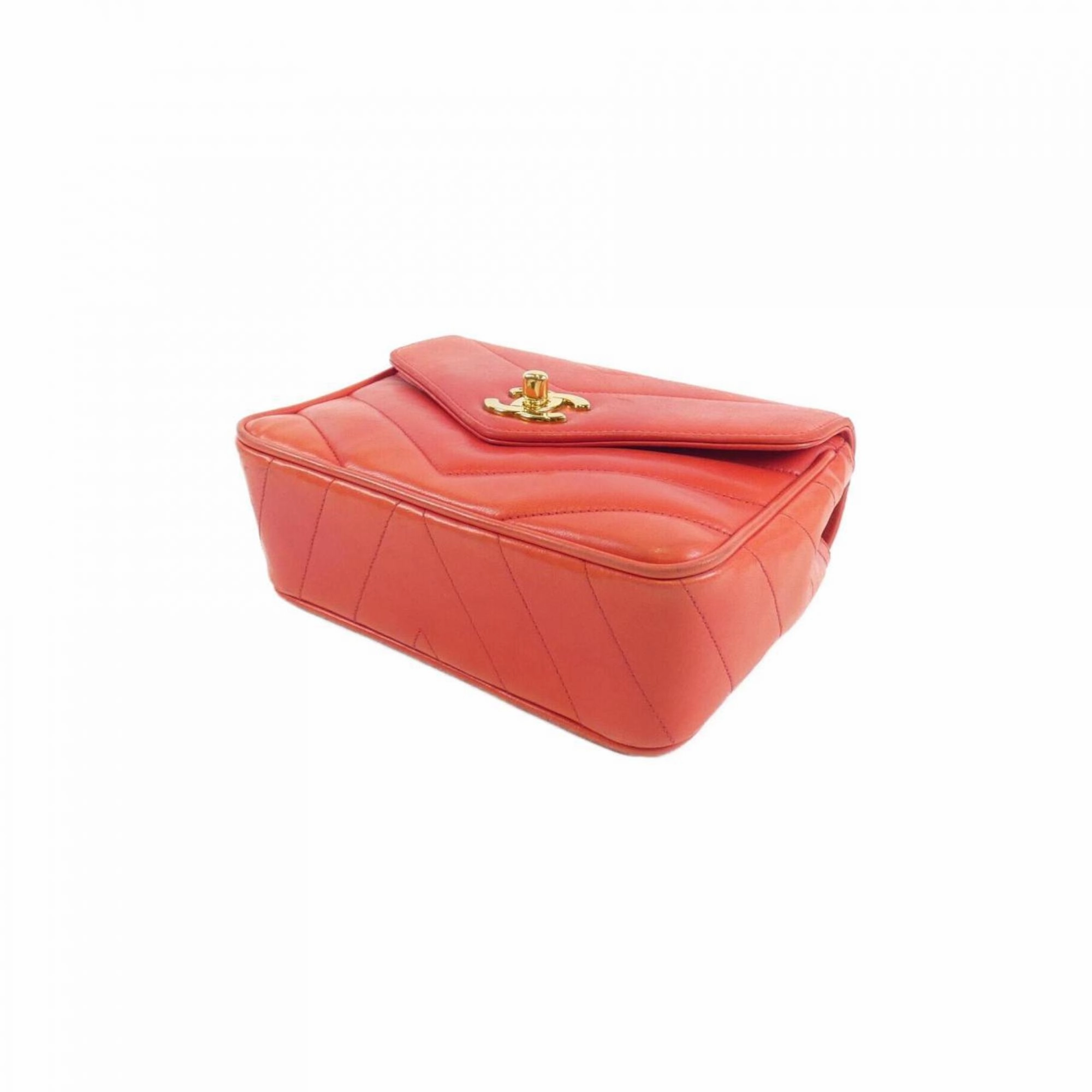 Chanel Leather Shoulder Bag (Pre-Owned)