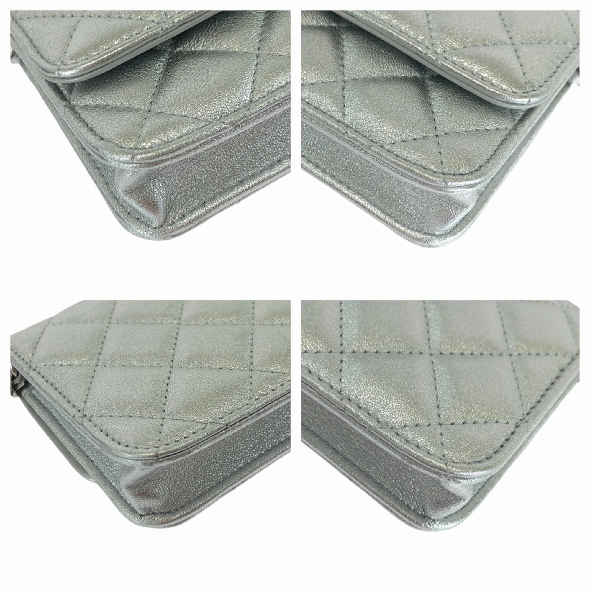 Chanel Leather Shoulder Bag (Pre-Owned)