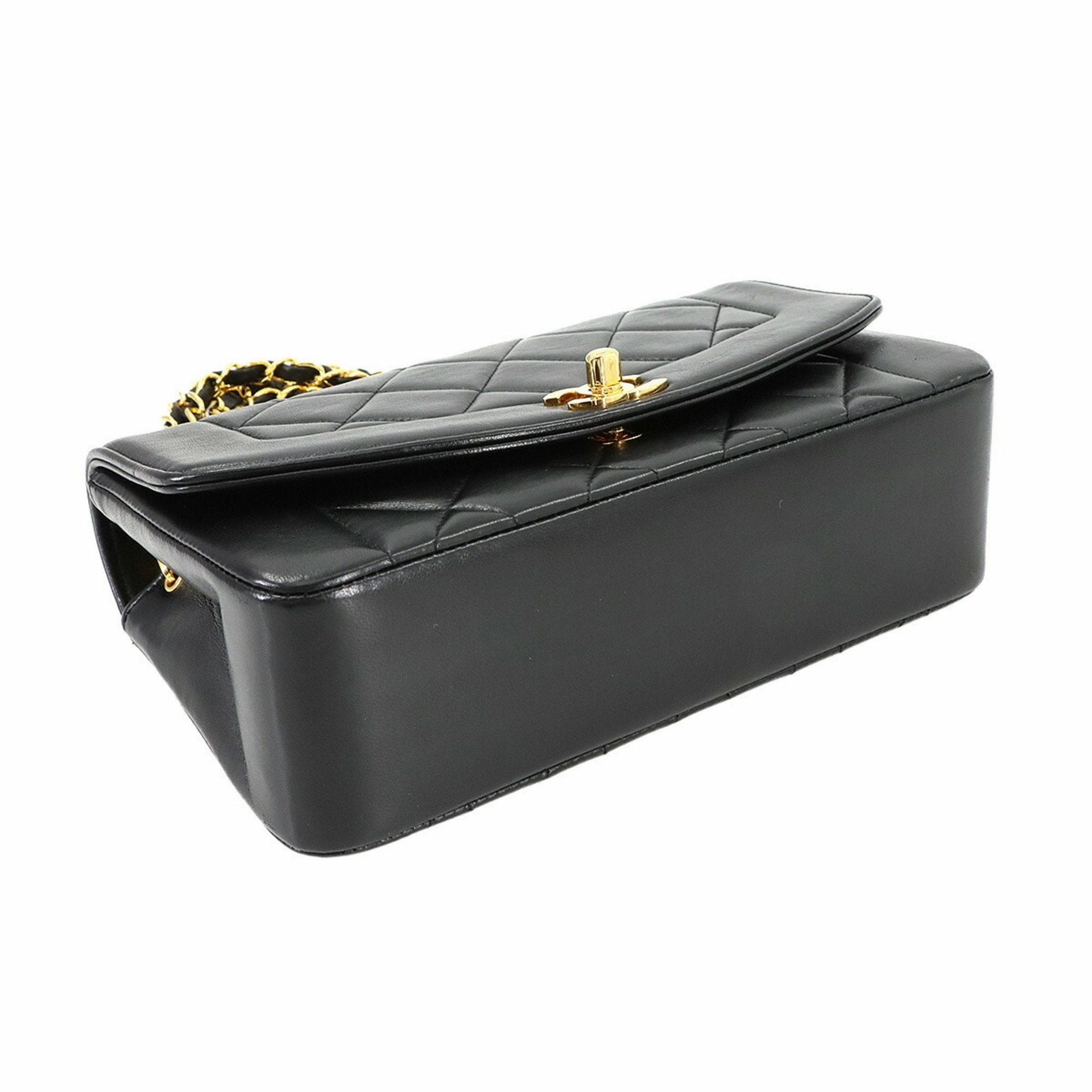 Chanel Leather Shoulder Bag (Pre-Owned)