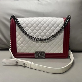 Chanel LeBoy Shoulder Bag in White and Red Leather - Preloved Designer Handbag