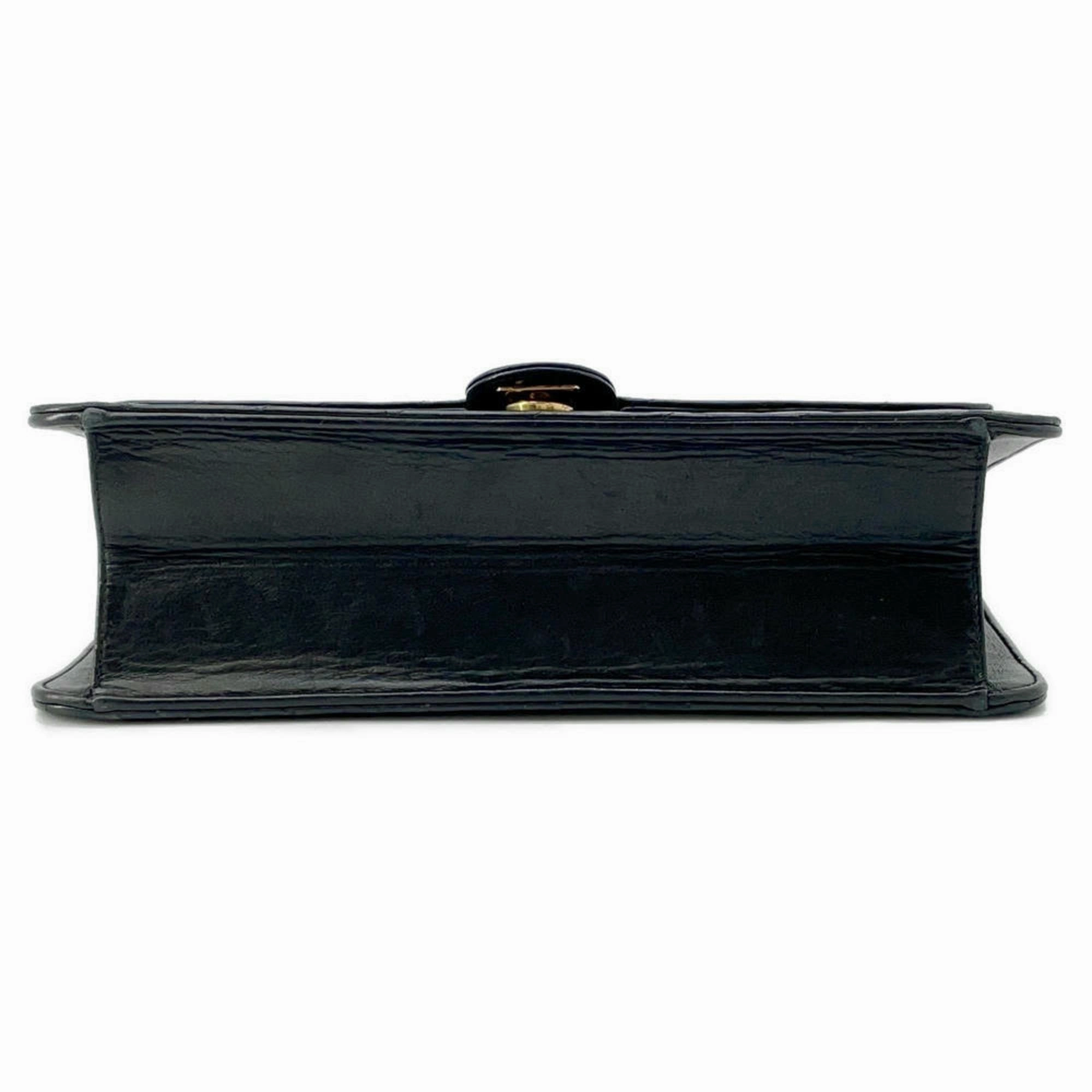 Chanel Matelasse Leather Shoulder Bag (Pre-Owned)