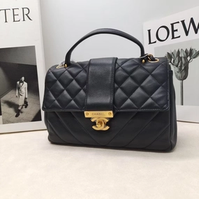 Chanel Quilted Two-Way Black Leather Bag 2019 - Shoulder/Crossbody