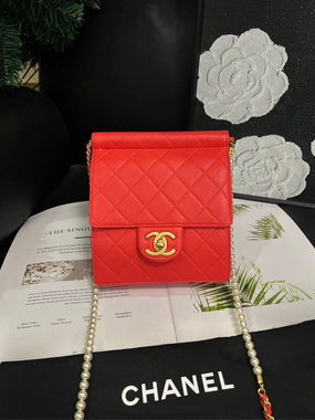 Chanel Red Gold Pearl Chain Mobile Phone Crossbody Bag