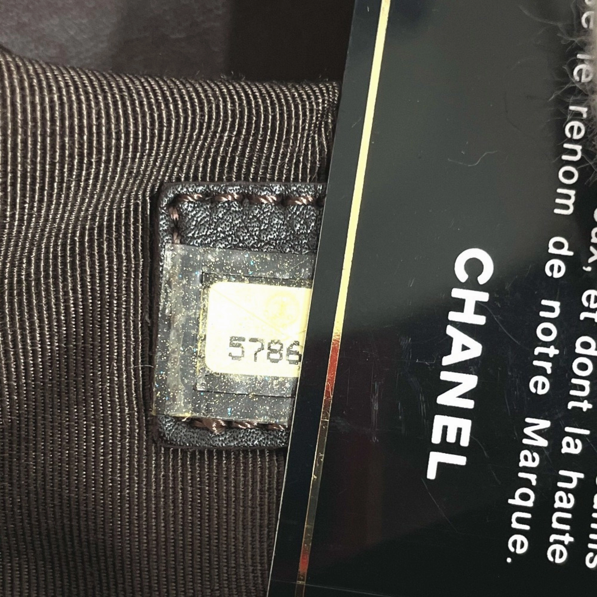 Chanel Shoulder Bag Leather Shoulder Bag (Pre-Owned)