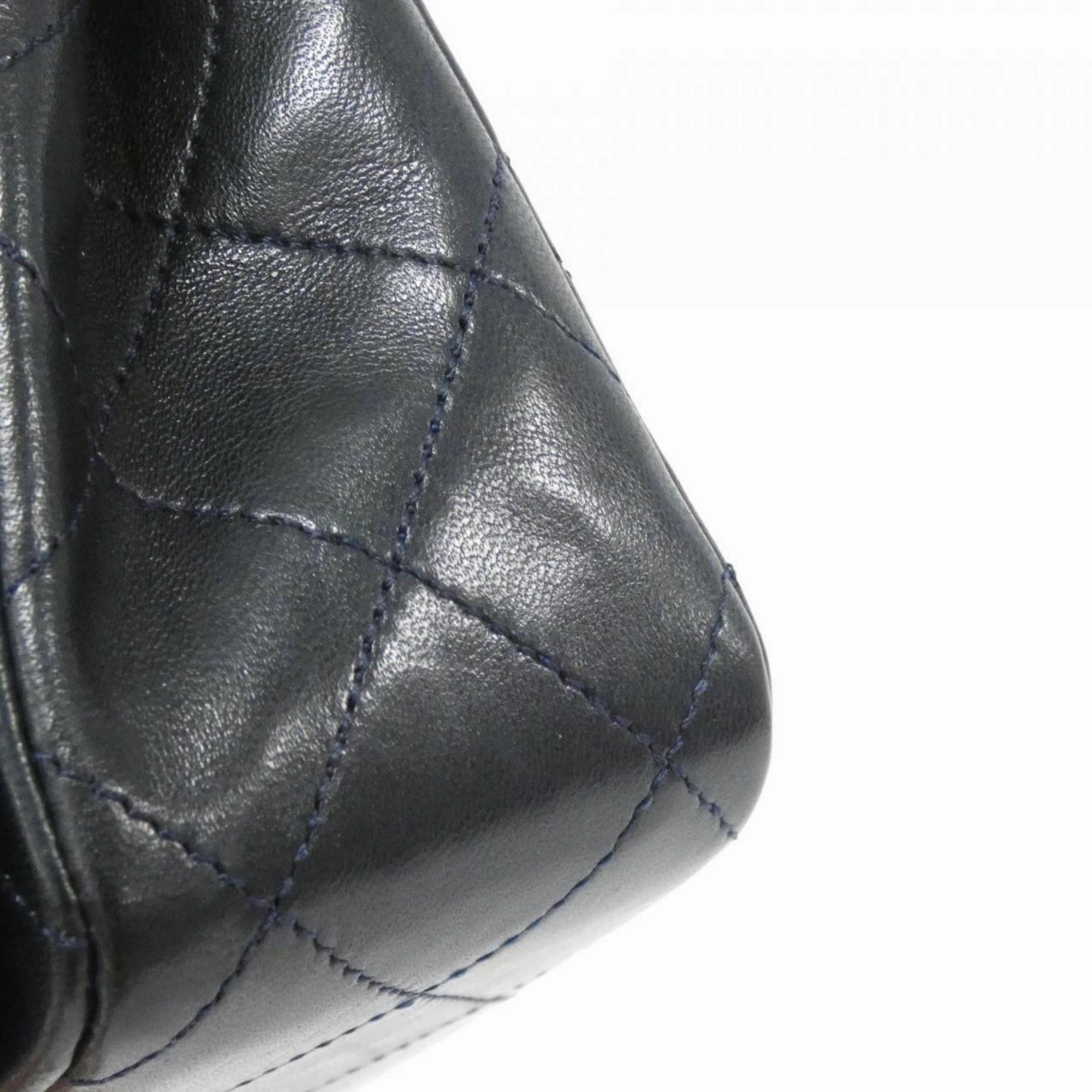 Chanel Single Flap Leather Shoulder Bag (Pre-Owned)