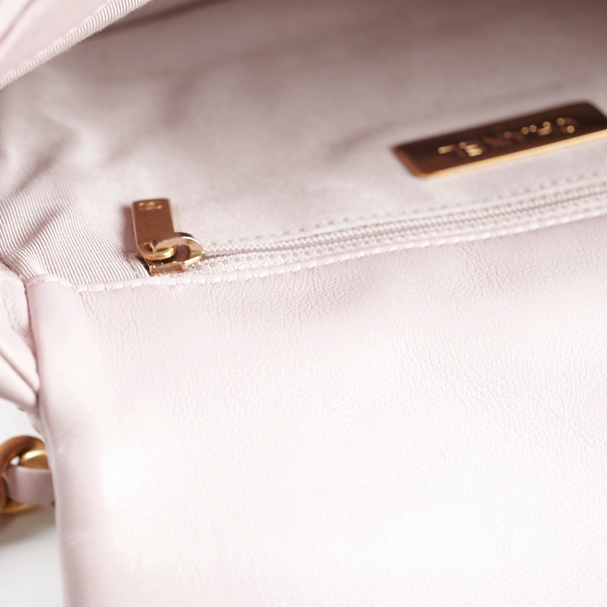 Chanel Small 19 Light Pink 31 Series