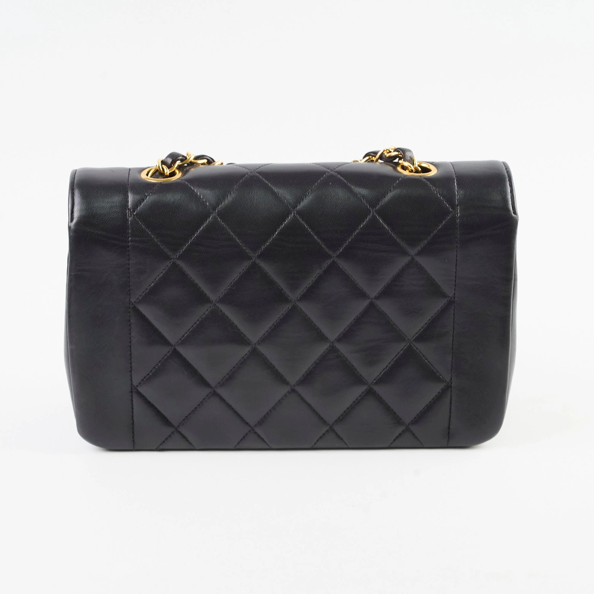Chanel Small Vintage Diana Lambskin Black (4 Series)