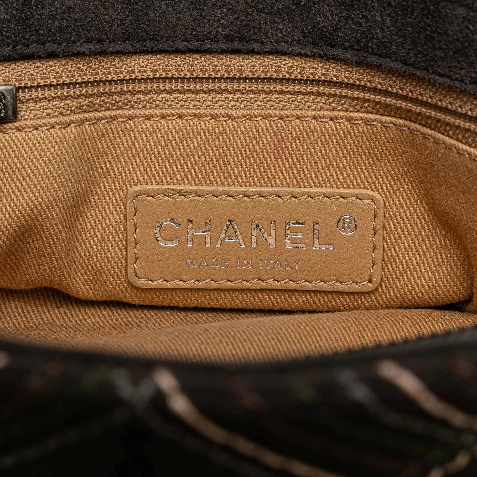 Chanel Suede Paris-Edinburgh Saltire Shoulder Bag (21544)