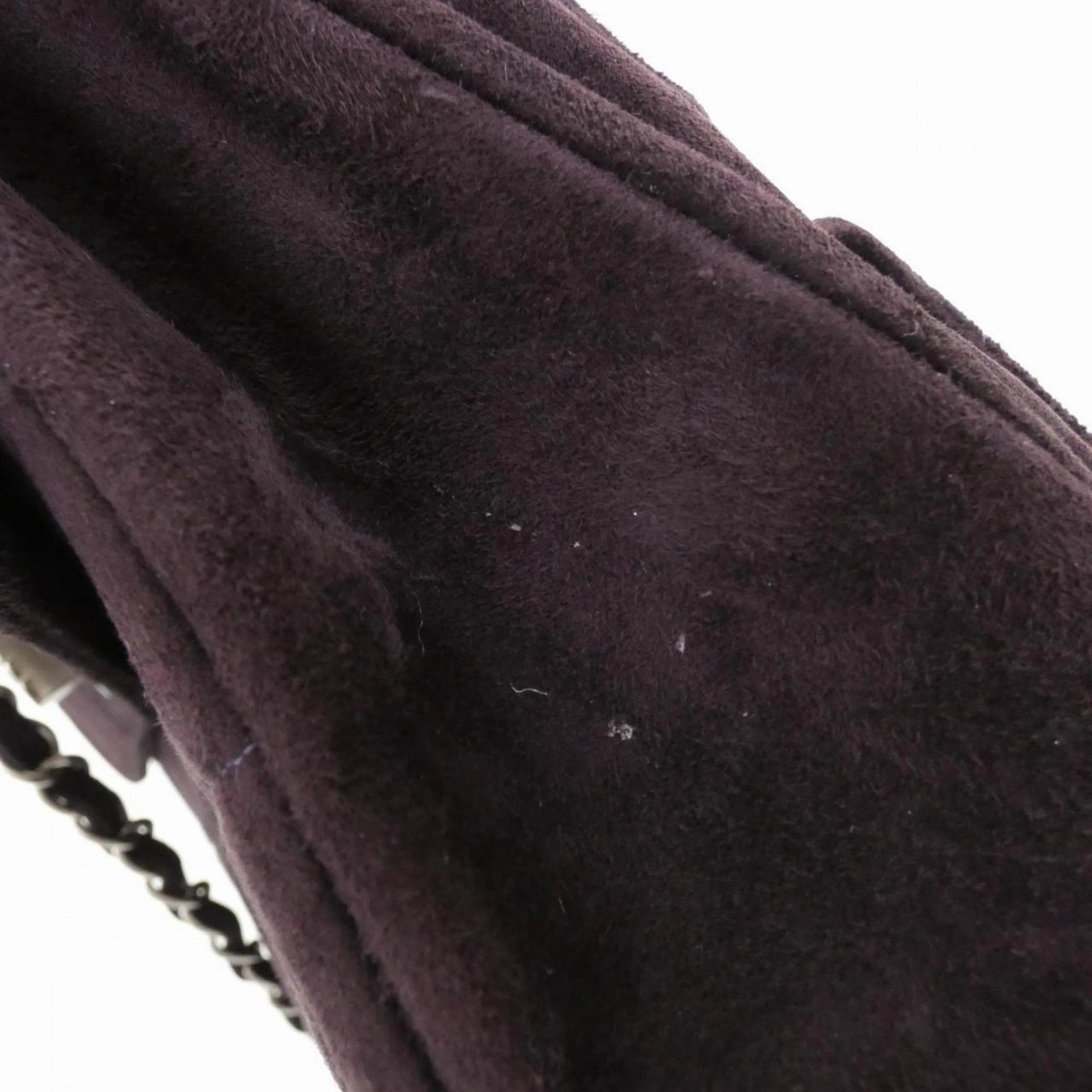 Chanel Suede Shoulder Bag (Pre-Owned)