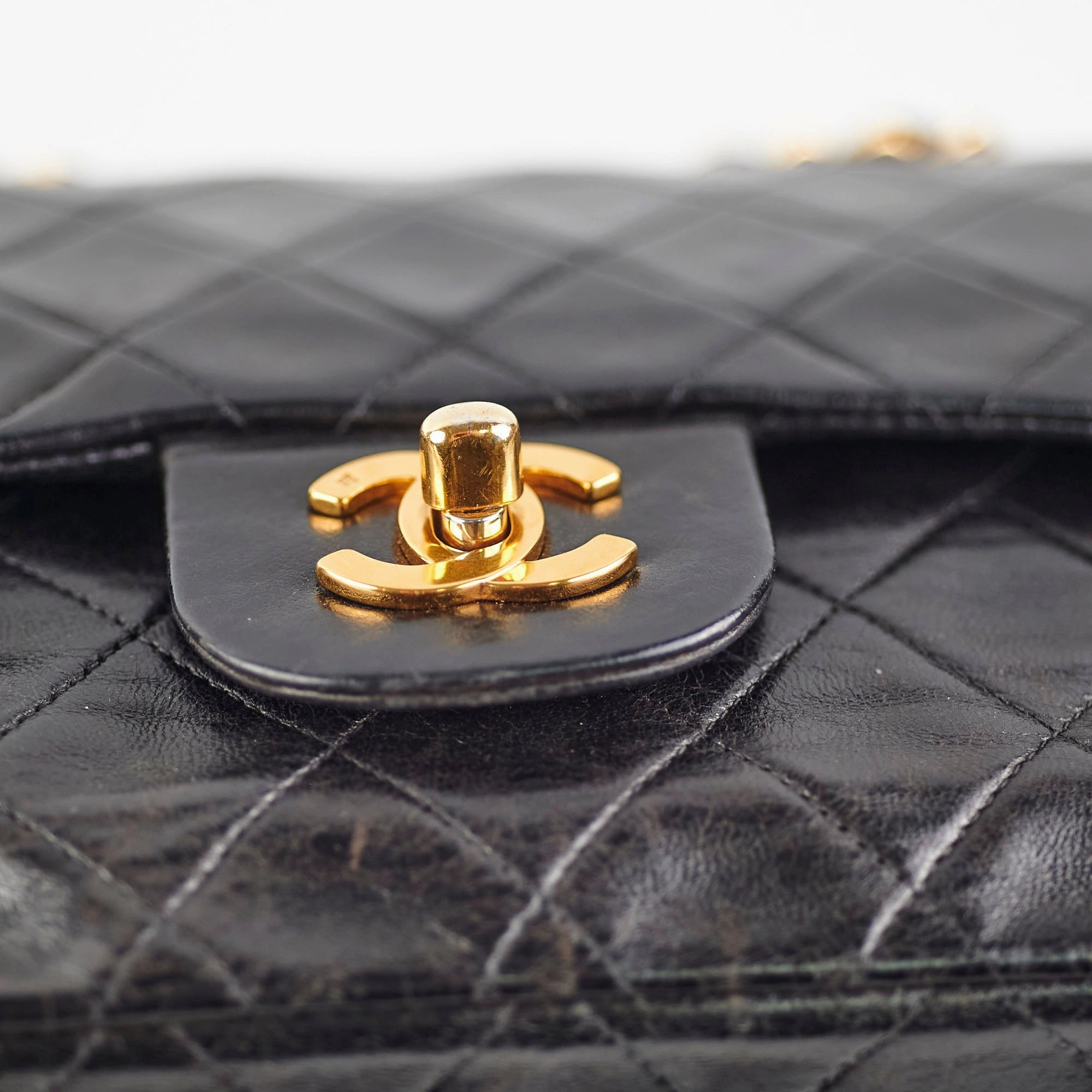 Chanel Vintage Small Classic Flap Lambskin Black - Series 2