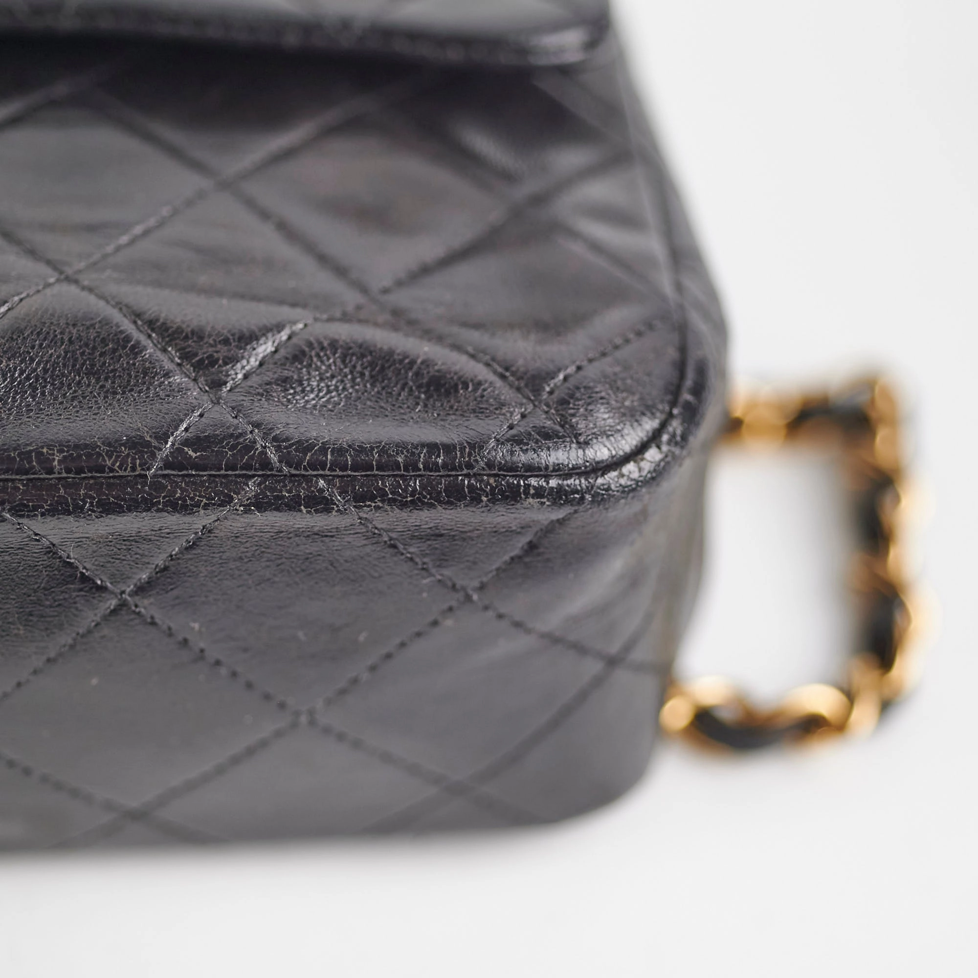 Chanel Vintage Small Classic Flap Lambskin Black - Series 2