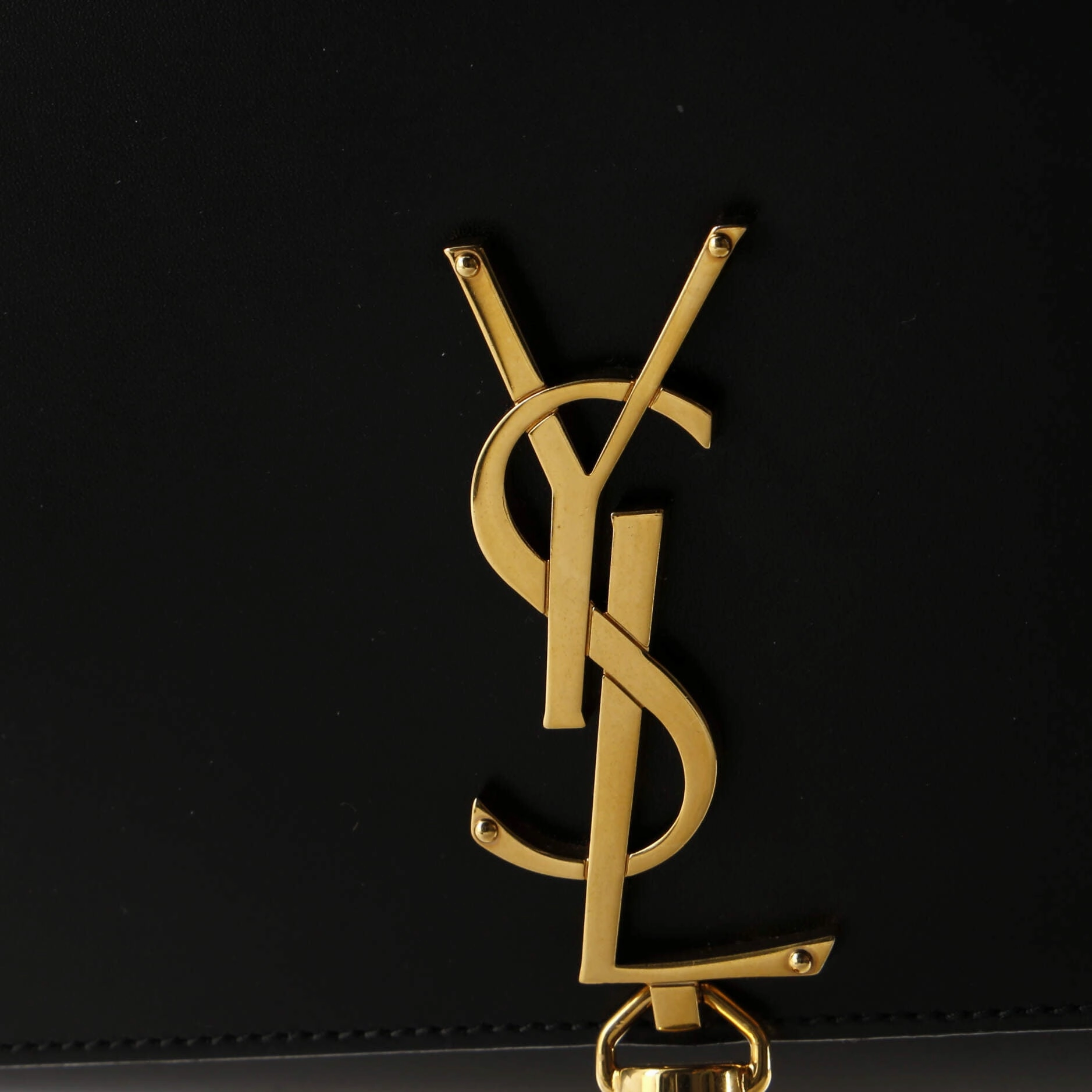 Classic Monogram Tassel Crossbody Bag Leather Medium