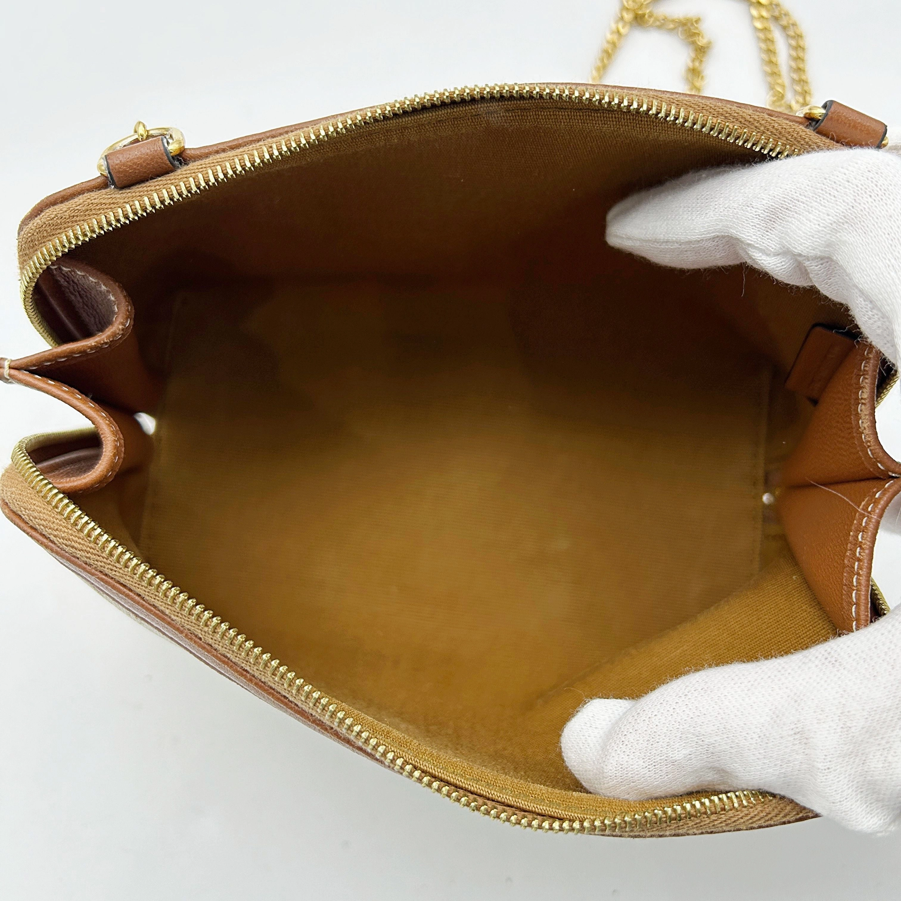 Cline Cream Celine Triomphe Clutch On Chain Crossbody Bag Leather LA41893
